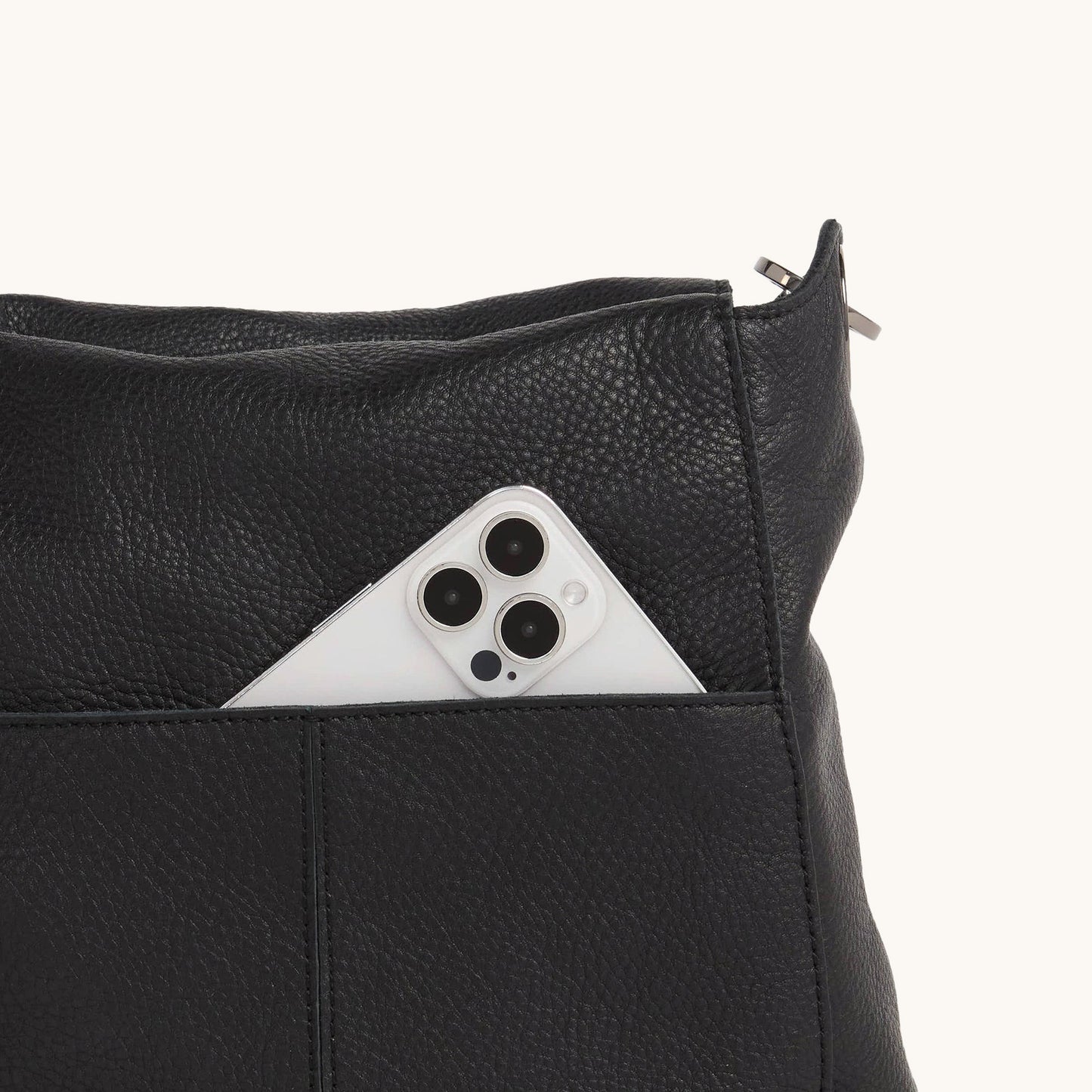Bryant-Lrg-Black-Back-View
