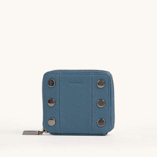 5-North-Curated-Blue-Front-View