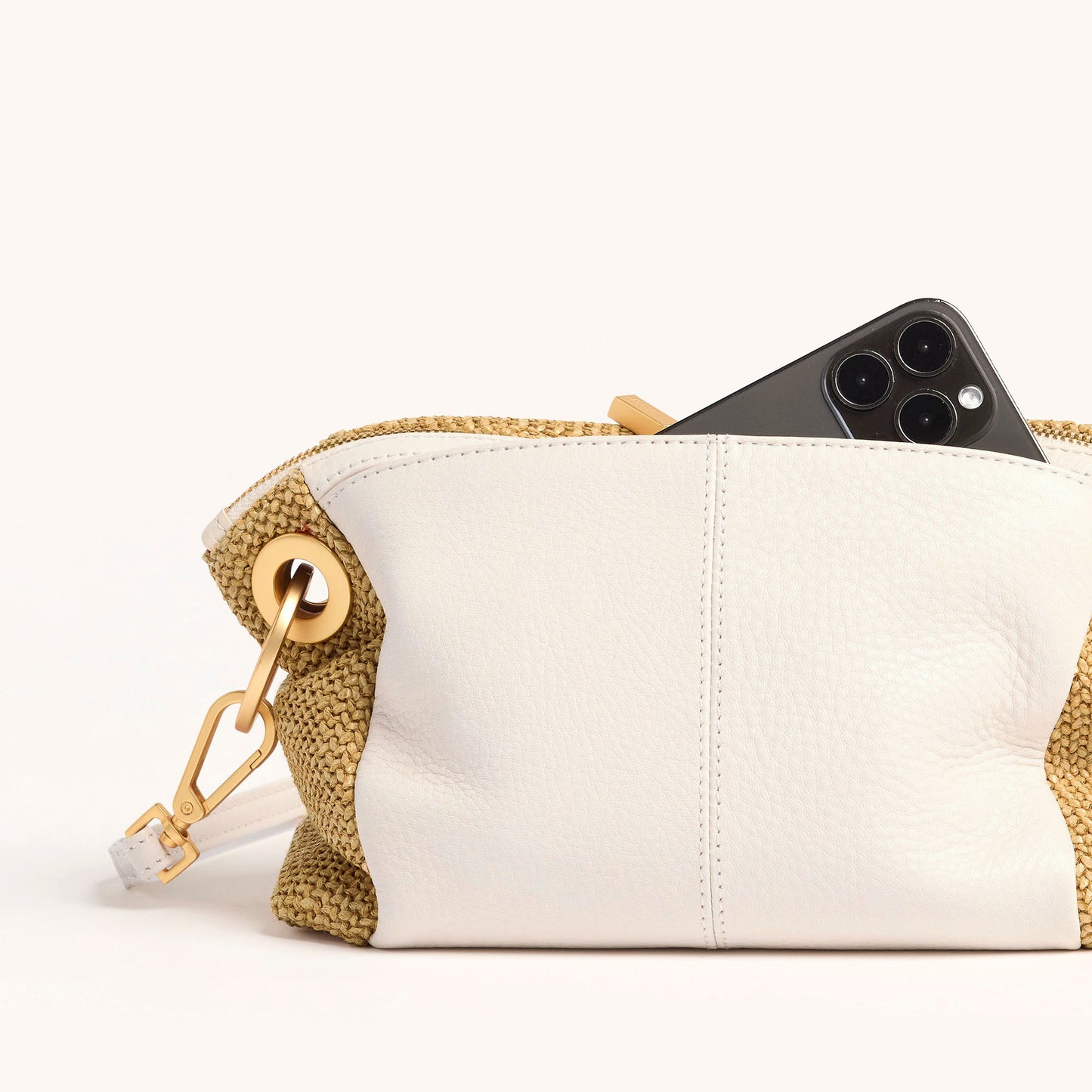 Daniel-Crossbody-Clutch-Sml-Calla-Lily-White-Raffia-BG-Back-View