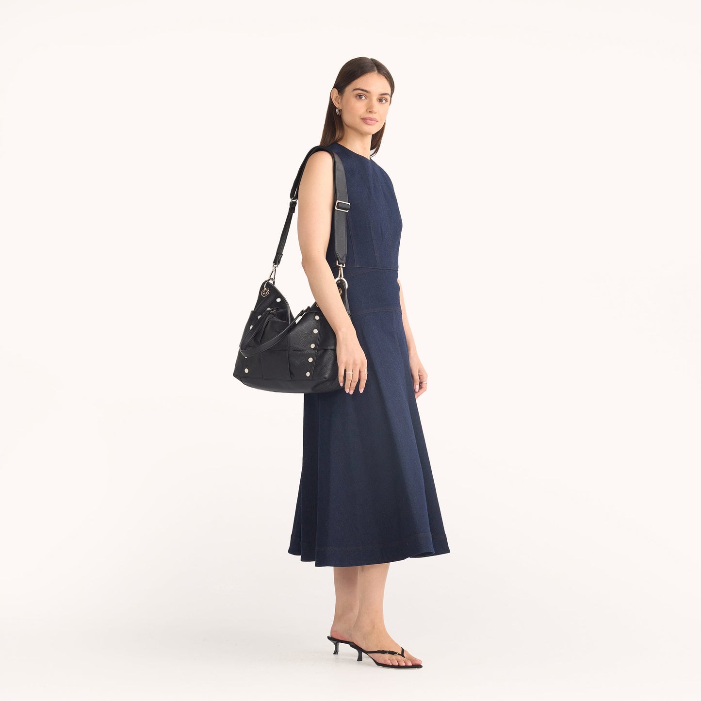 Model height is 5'8.5''