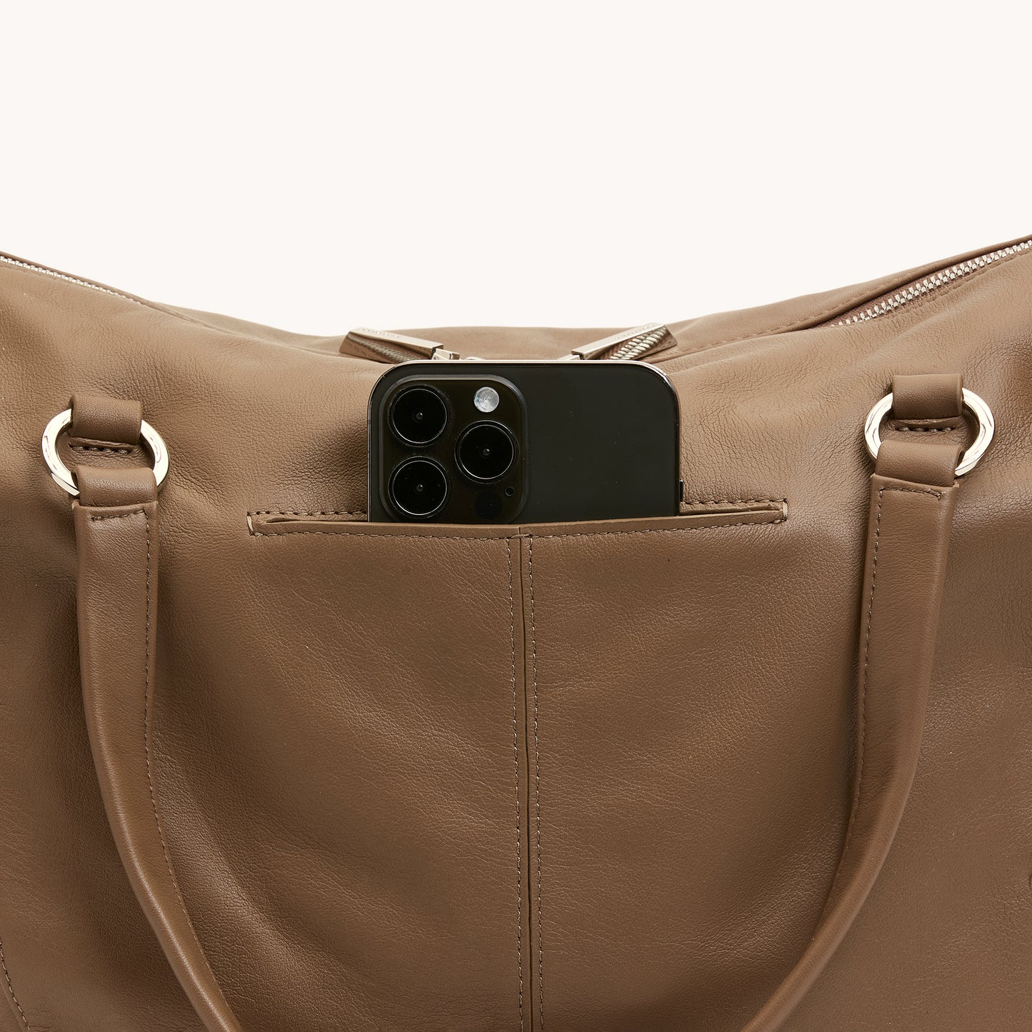 Daniel-Lrg-Dune-S-Back-Detail-View