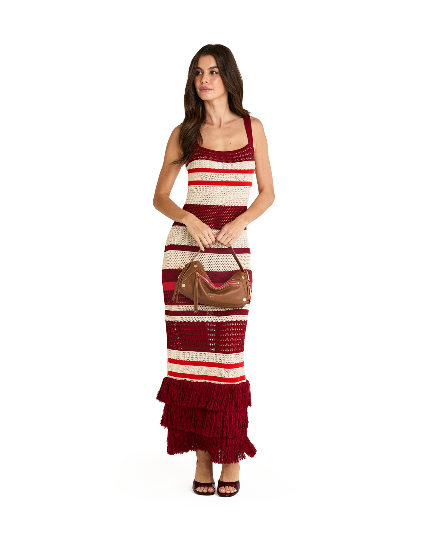 Model height is 5'9.5''