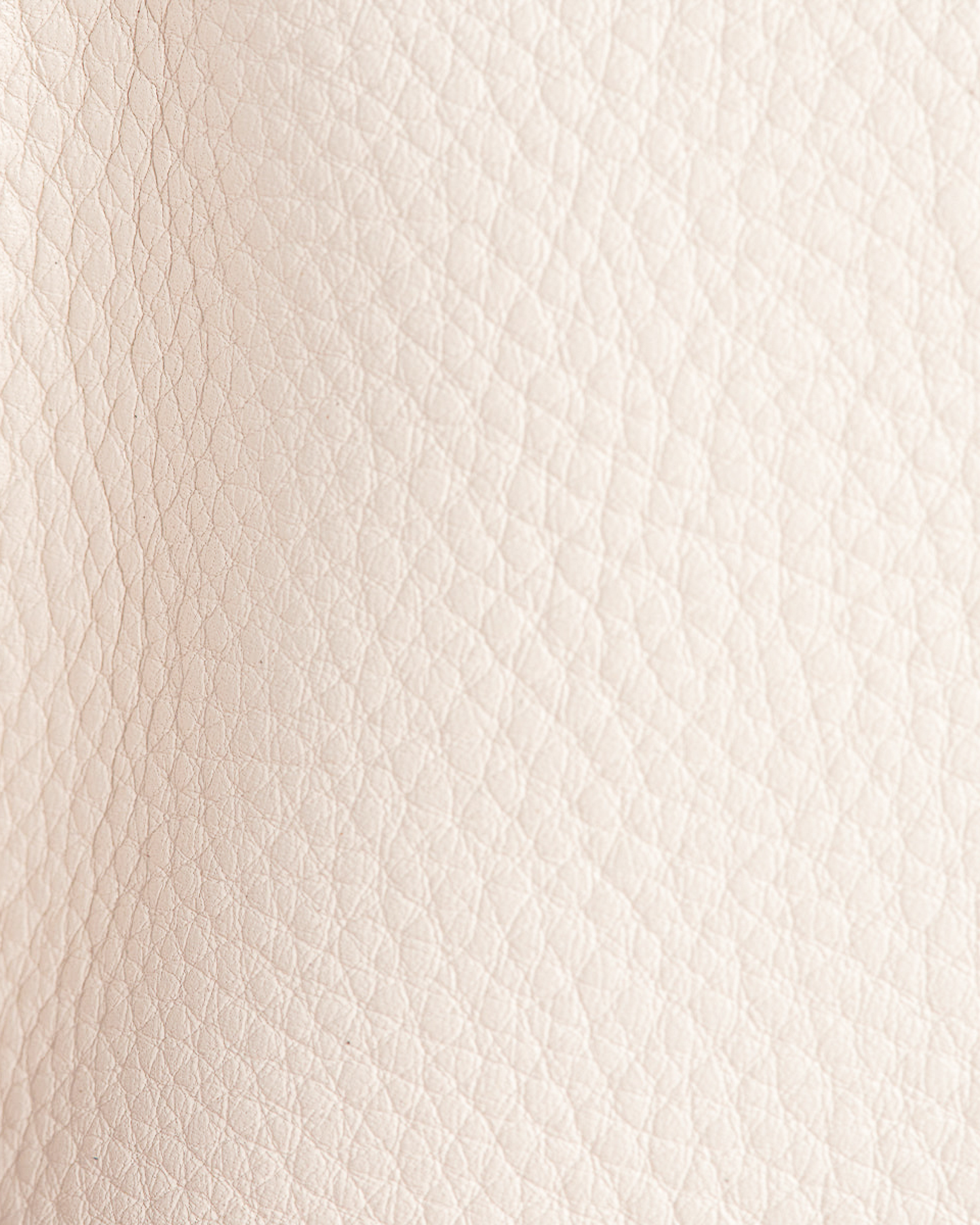 Evan-Calla-Lily-White-Leather-Swatch