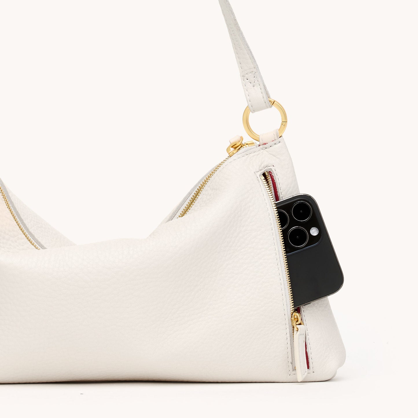 Kyle-Med-Calla-Lily-White-BG-Back-View