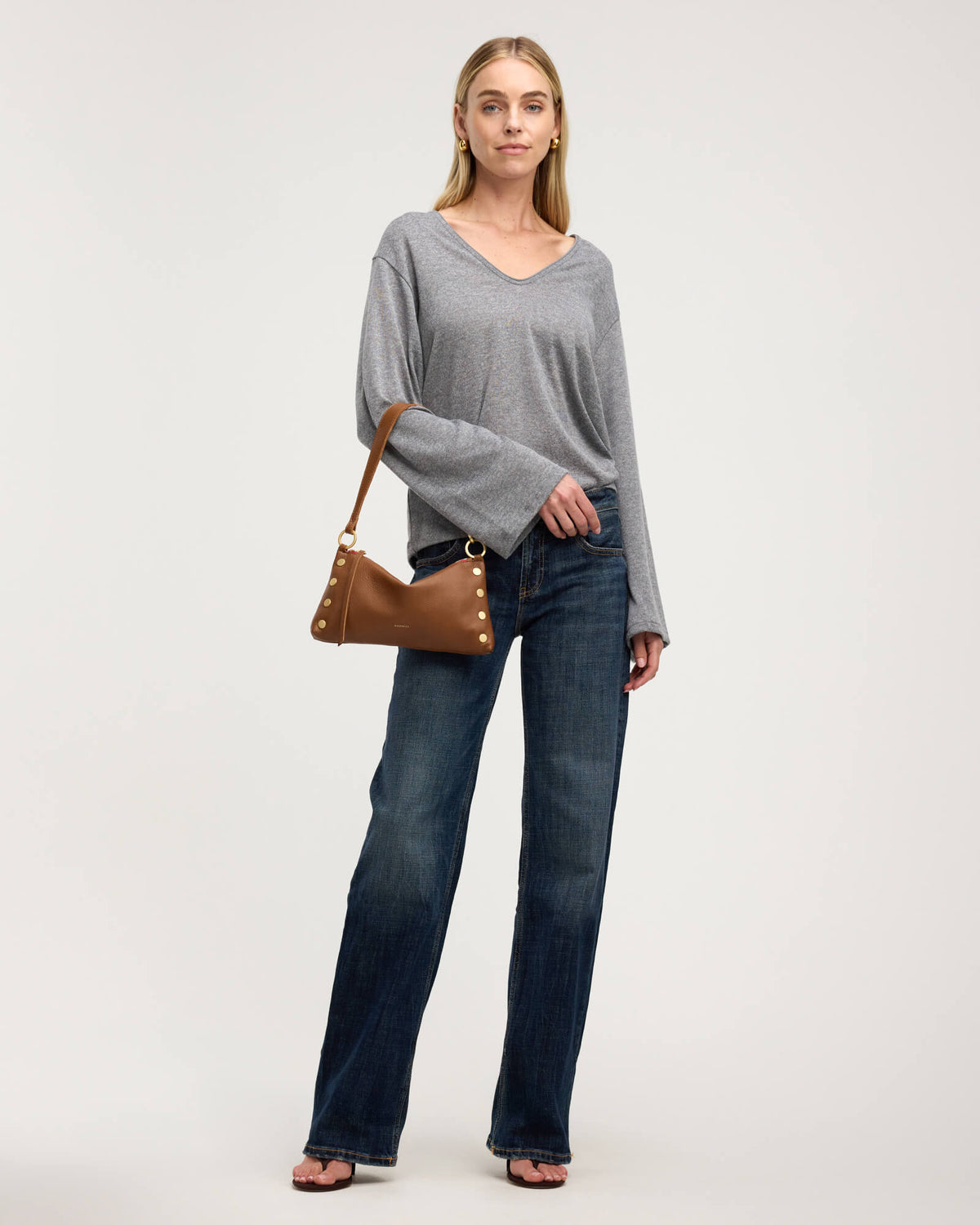 Model height is 5'10''