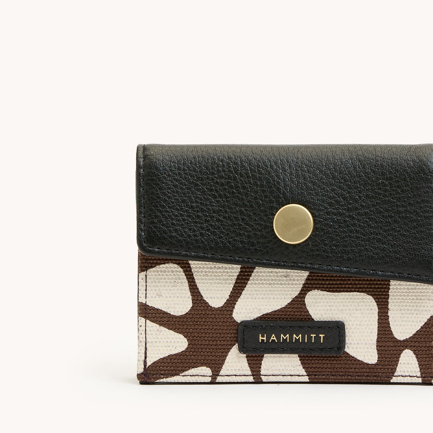 Montana-Pocket-Giraffe-BG-Detail-View