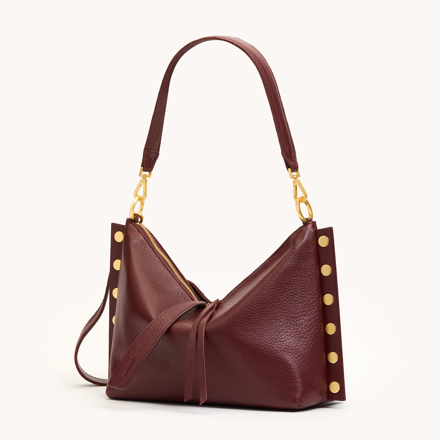 Mr-G-Med-Cherrywood-Pebble-BG-Front-Angle-View