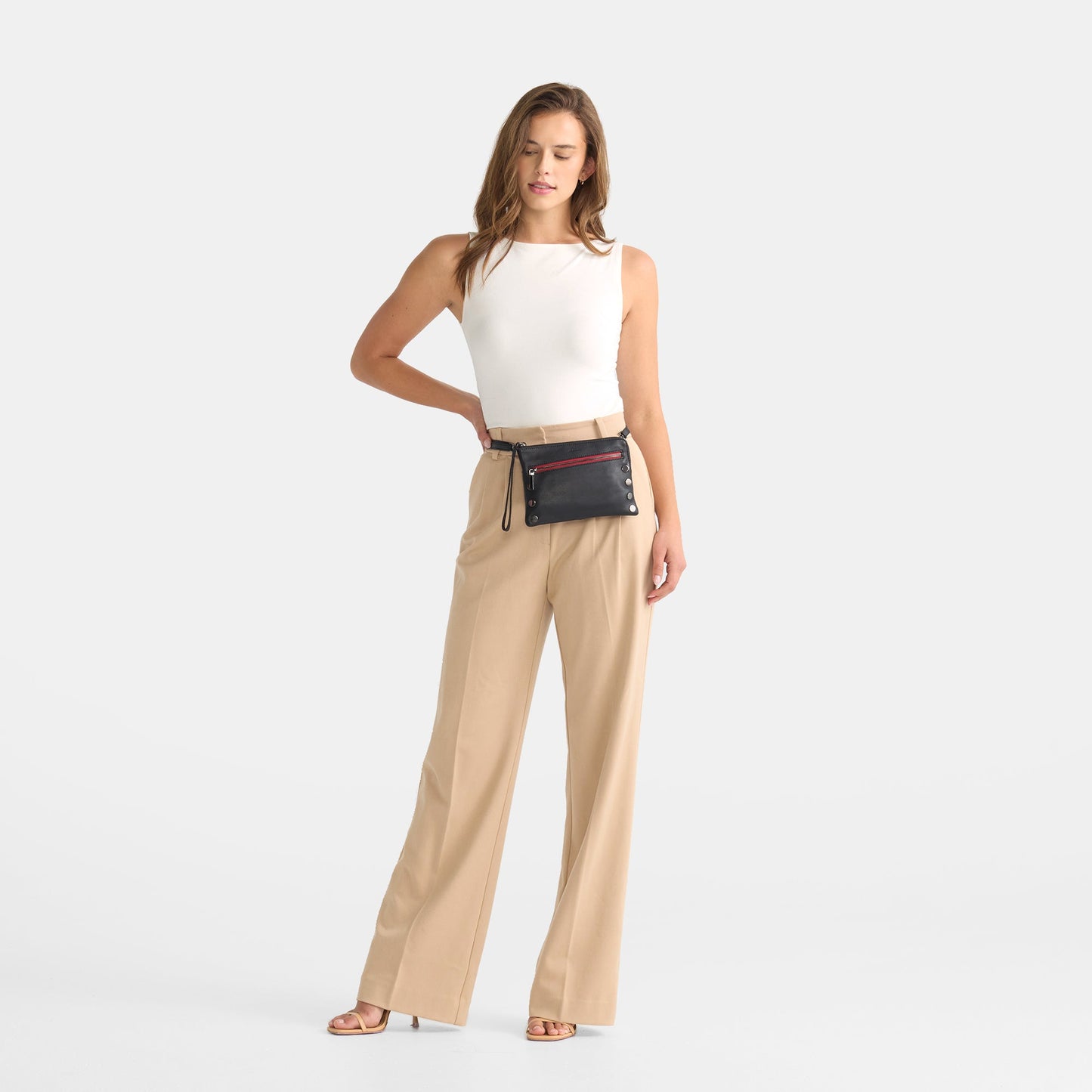 Nash-Sml-Black-GM-R-Zip-Model-View