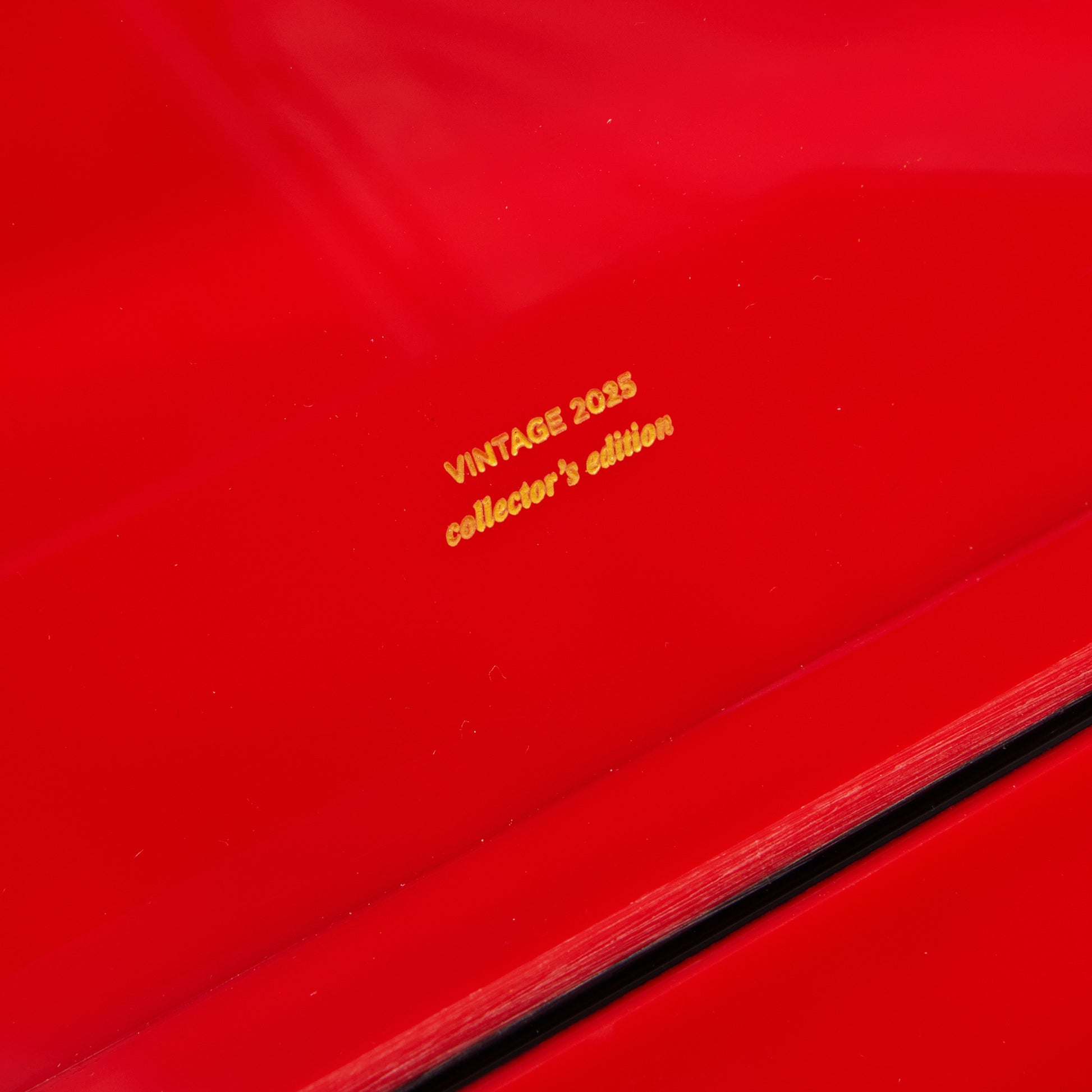 Soiree-Clutch-Carrara-Black-Brushed-Gold-Med-Interior-Detail-View