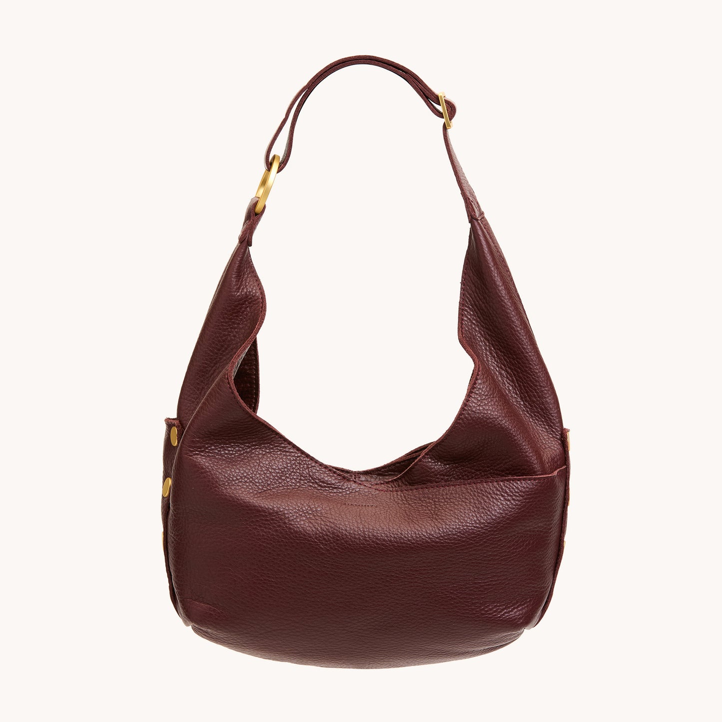 Tom-Med-Cherrywood-Pebble-BG-Front-View-2