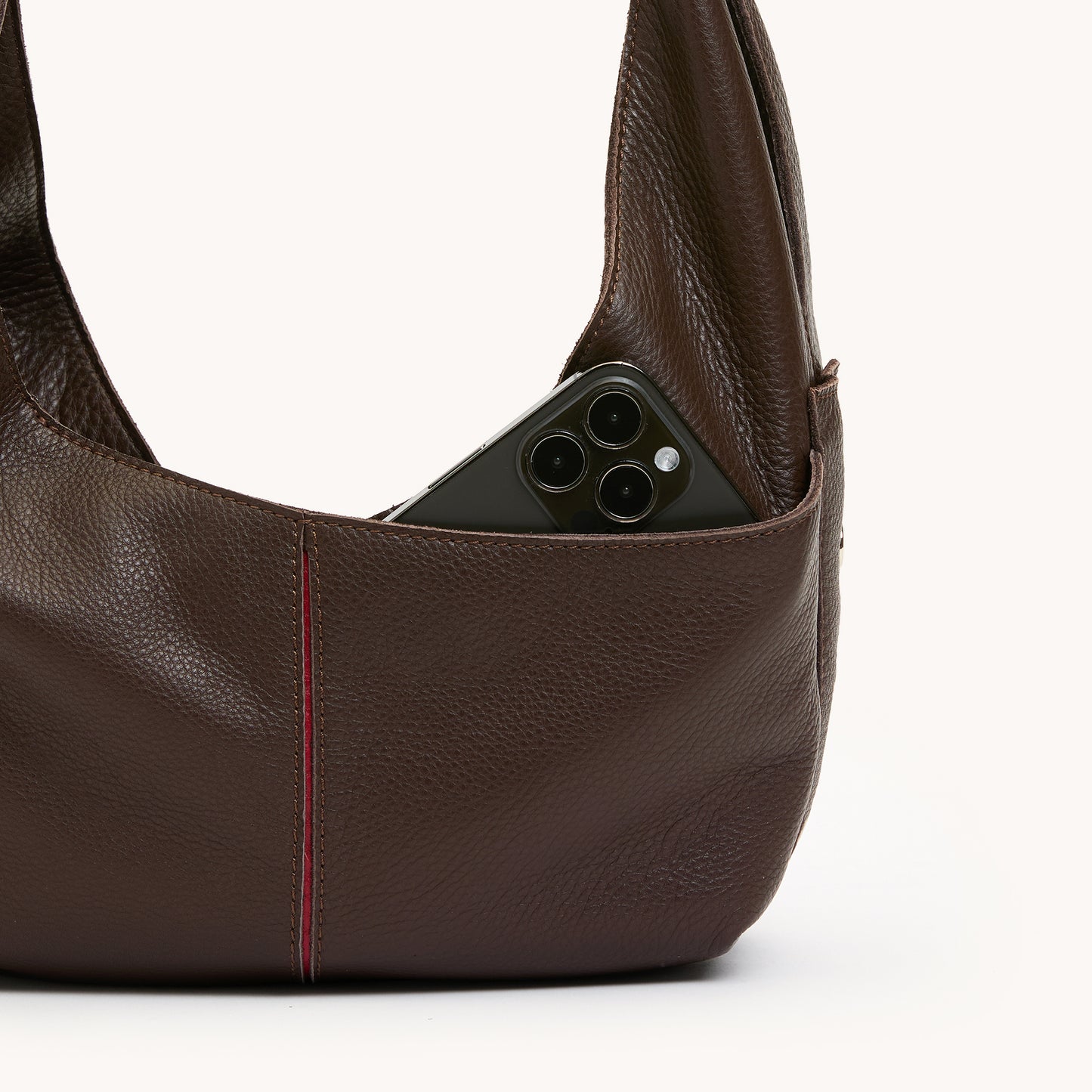 Tom-Med-Espresso-Pebble-S-Front-Detail-View