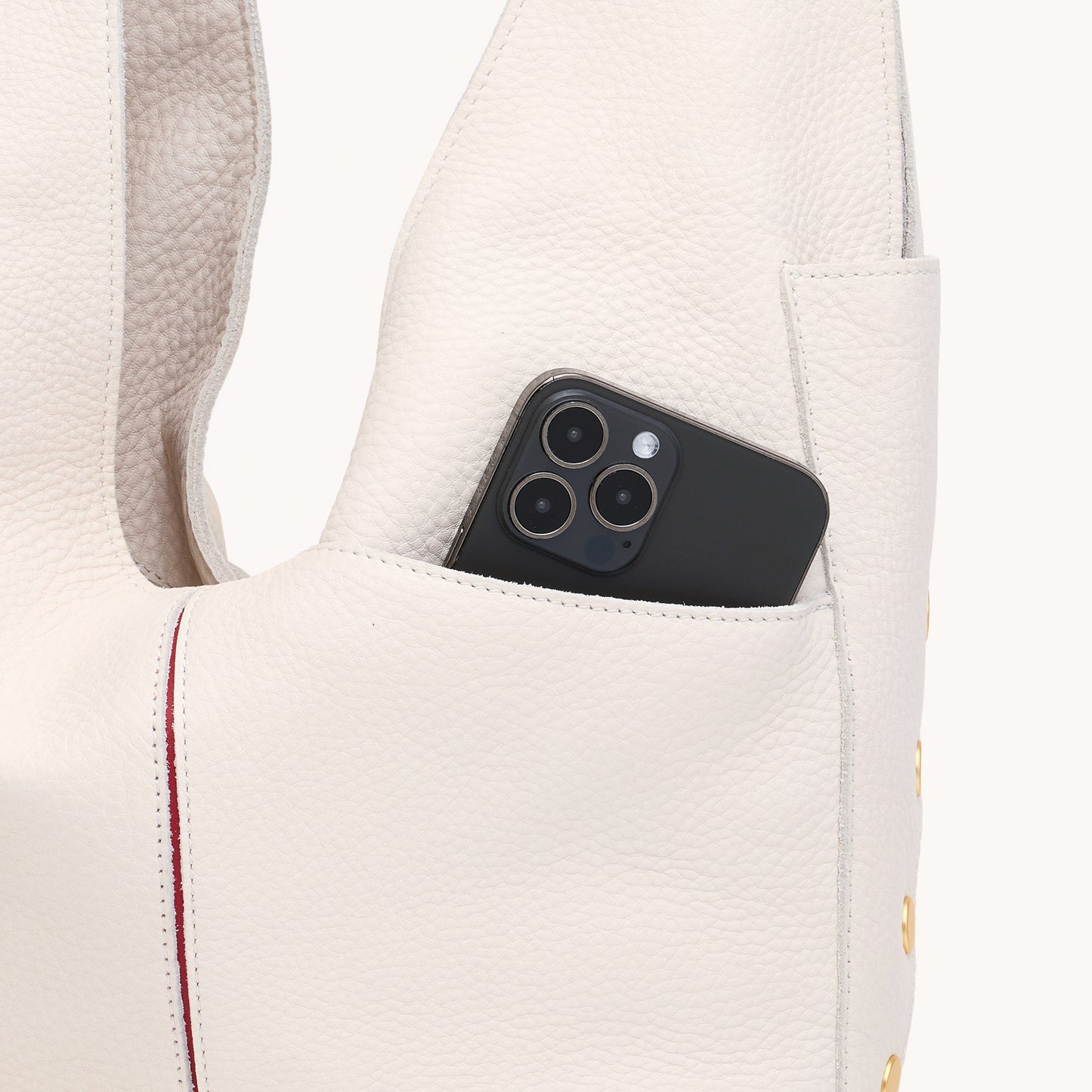 Tom-Zip-Lrg-Calla-Lily-White-BG-Back-Detail-View