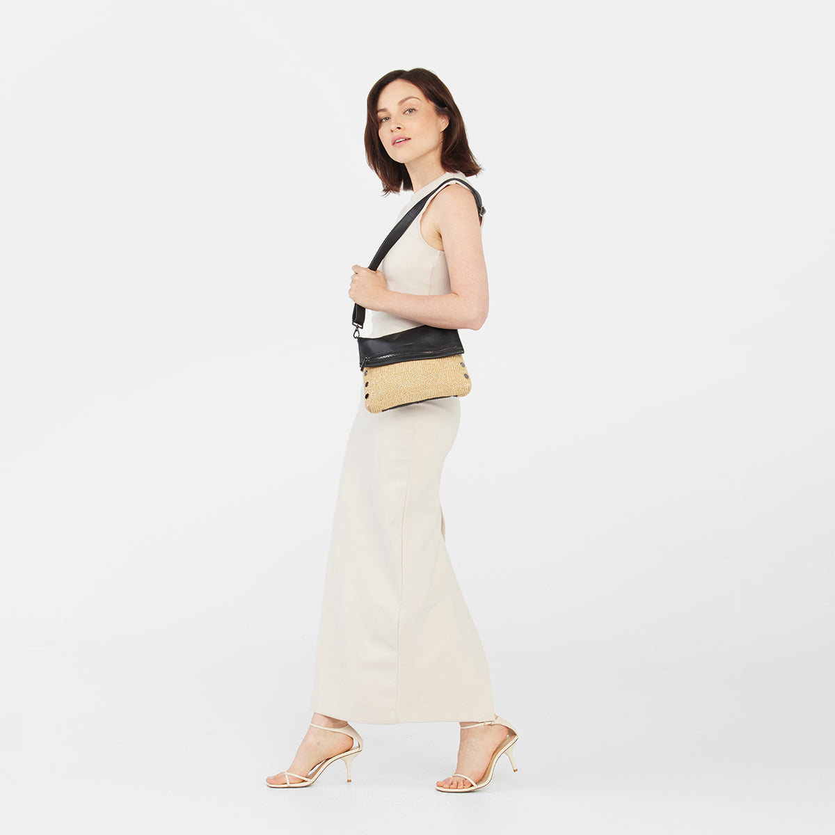 Model height is 5'7''