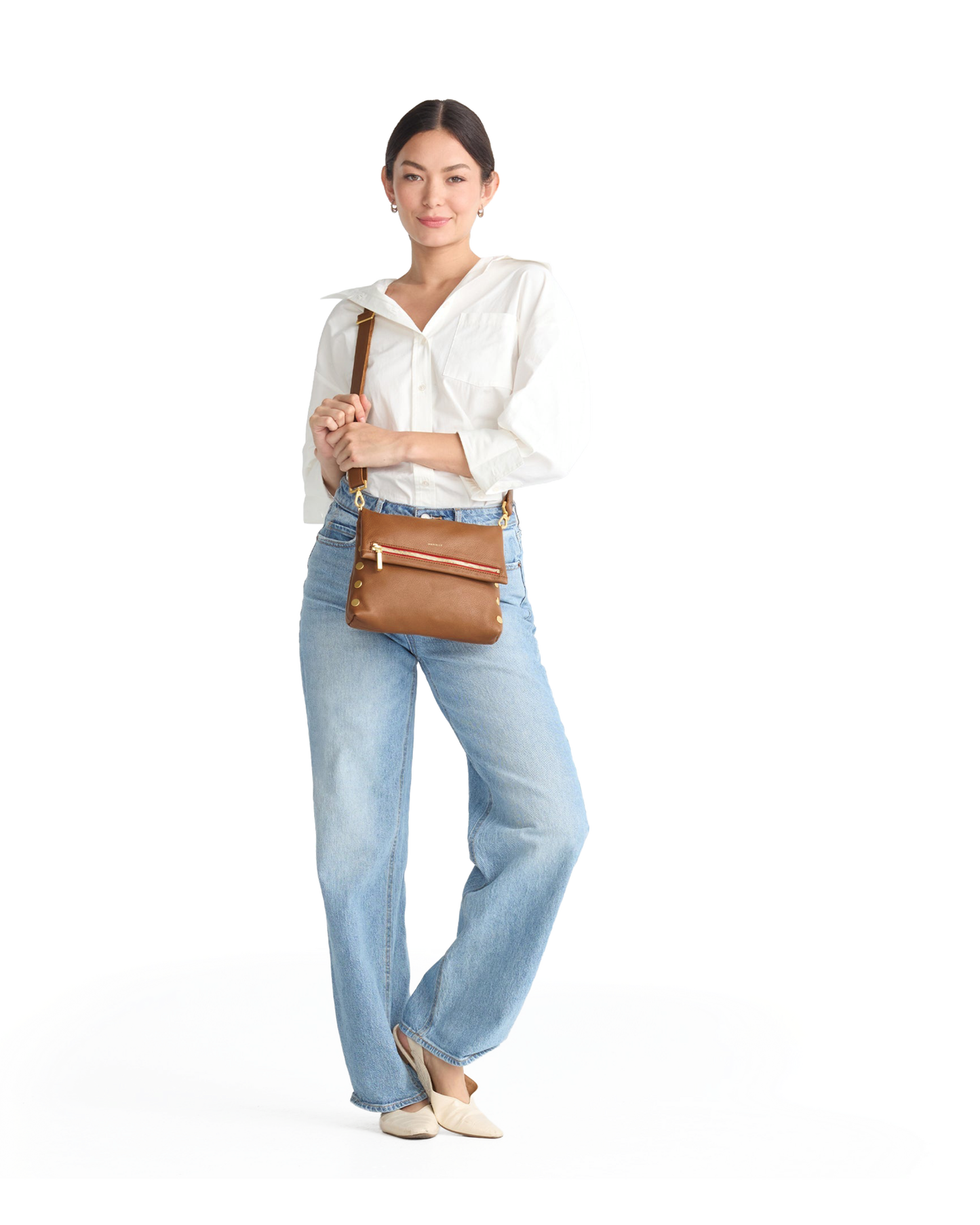 Model height is 5'7''