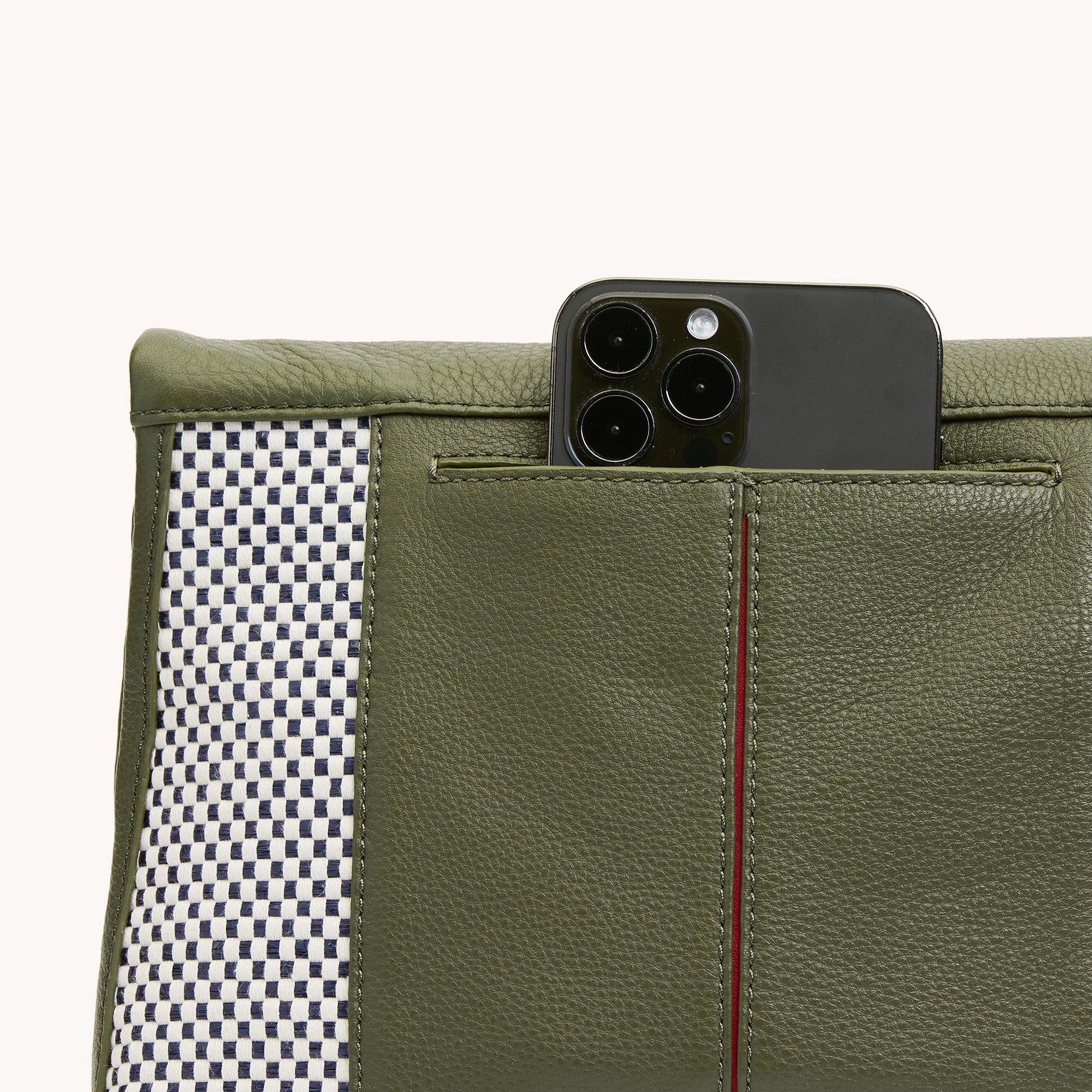 VIP-Med-Meadow-Weave-G-Back-Detail-View