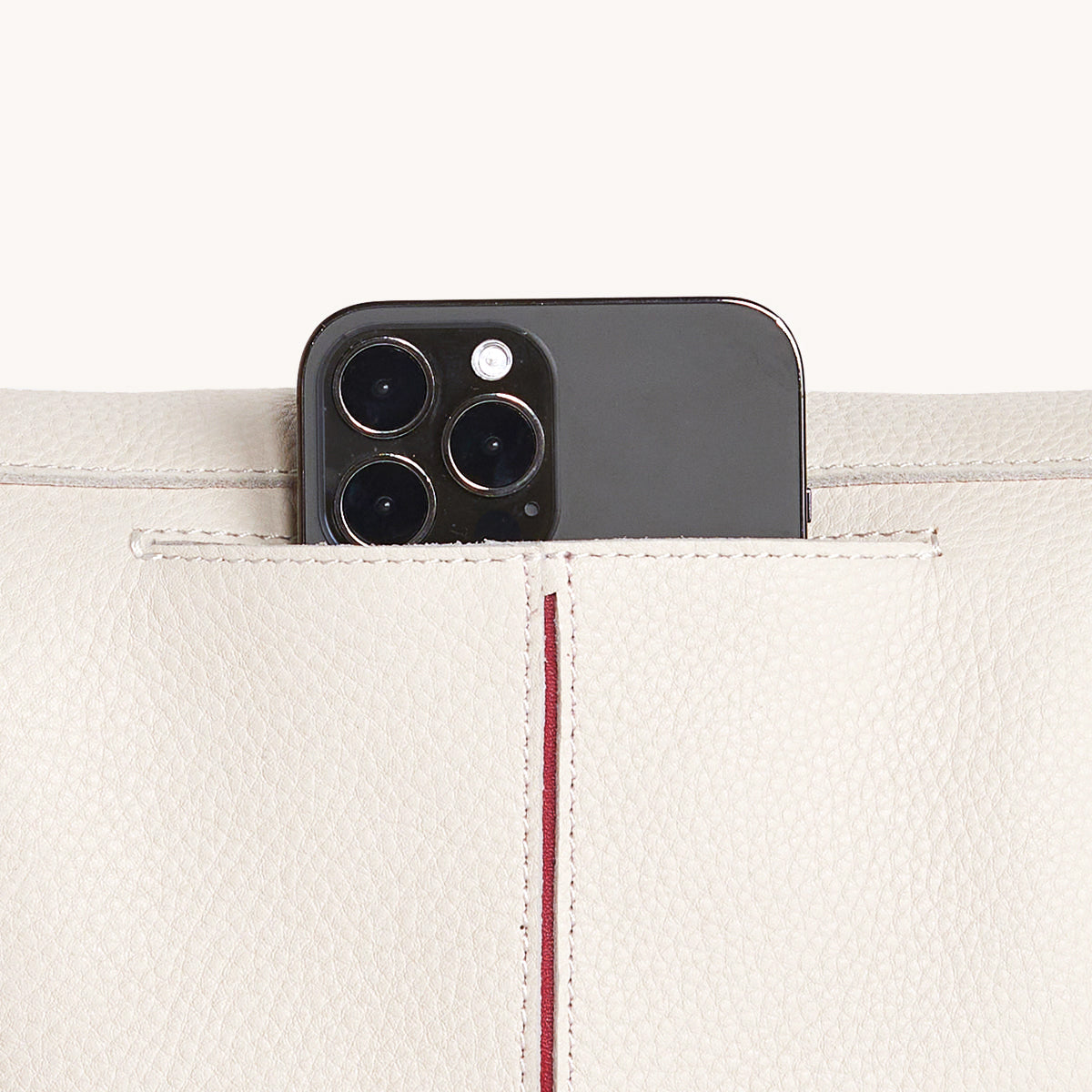 Vip-Med-Calla-lily-White-Brushed-Gold-Back-Detail-View