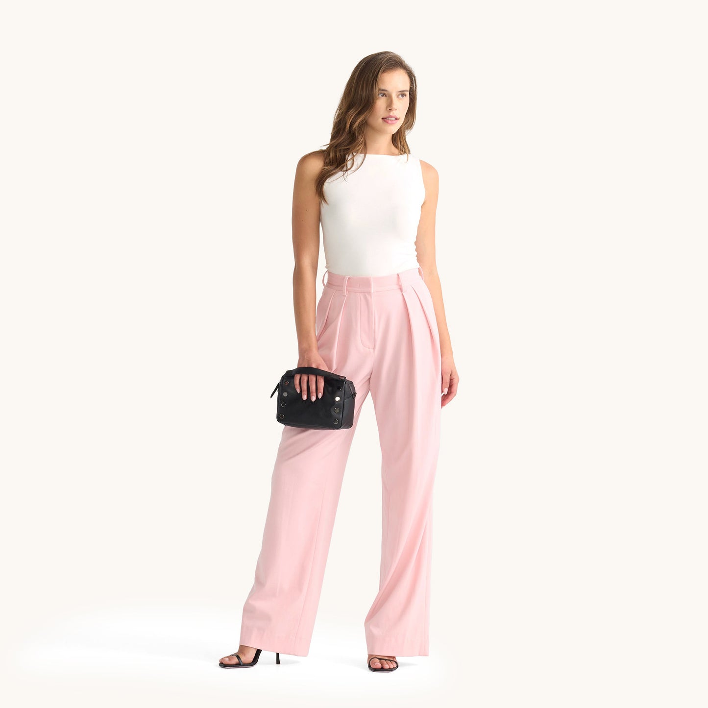Model height is 5'8.5''
