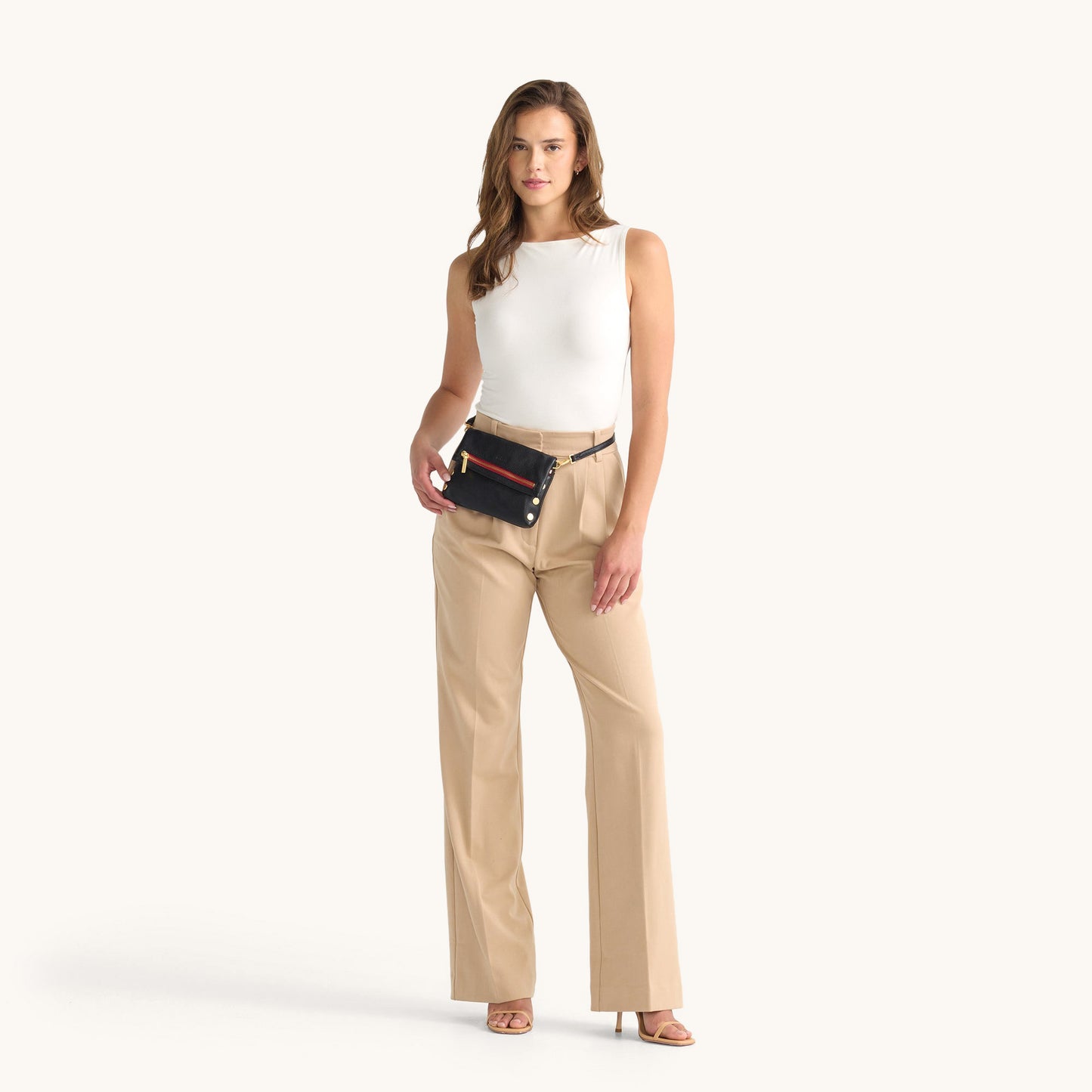 Model height is 5'8.5''