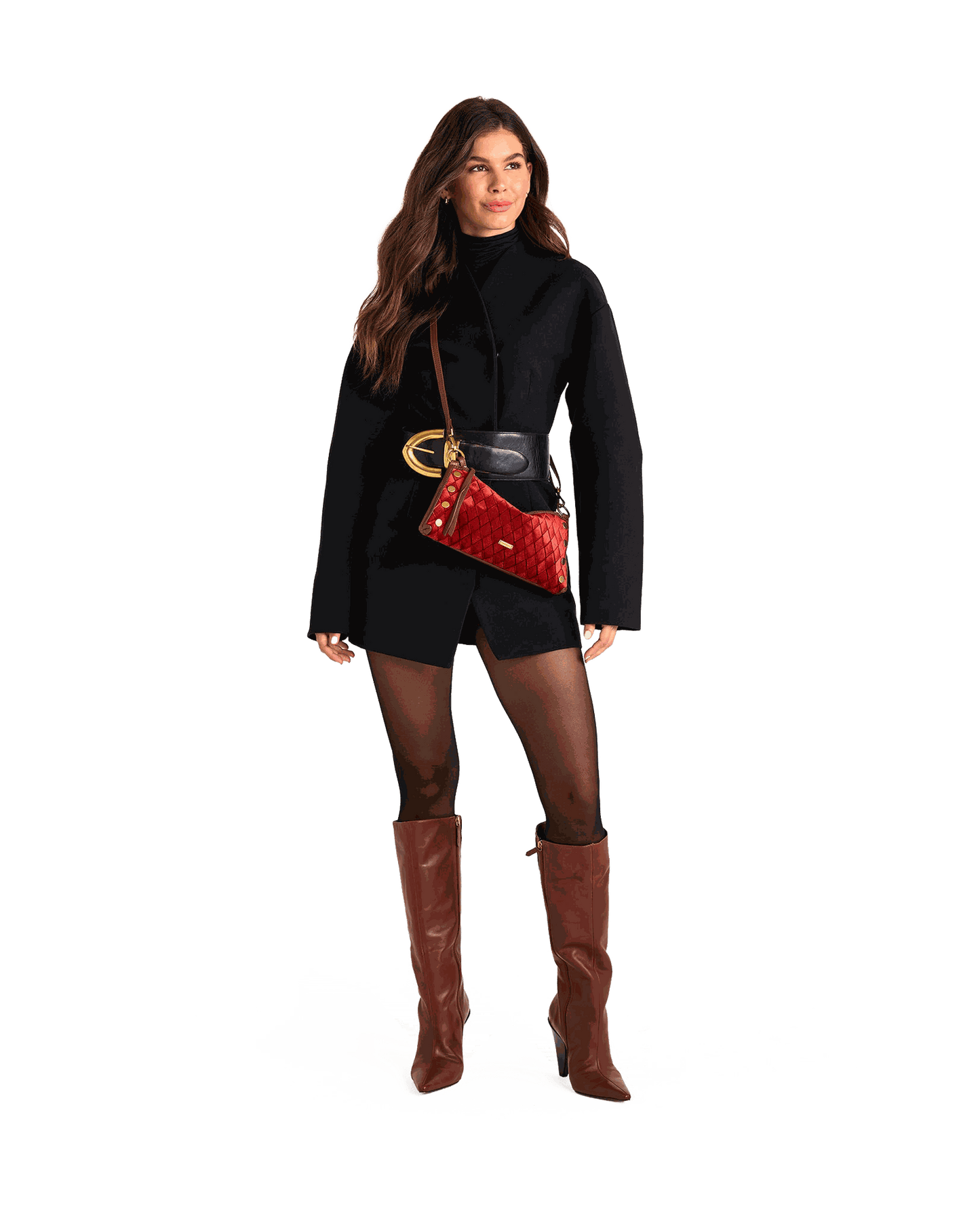 Model height is 5'9.5''