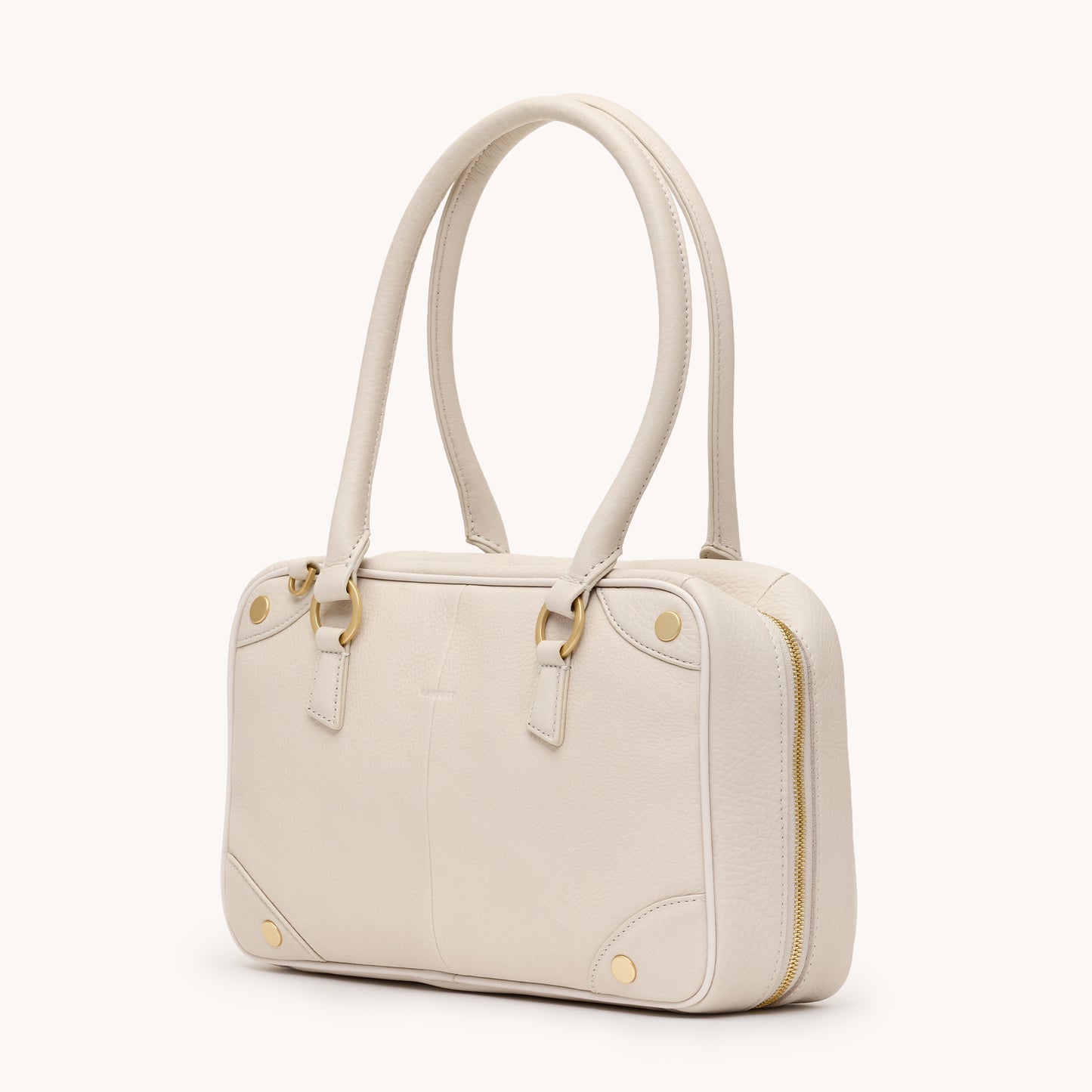 Meredith-Med-Catamaran-Cream-BG-Front-View