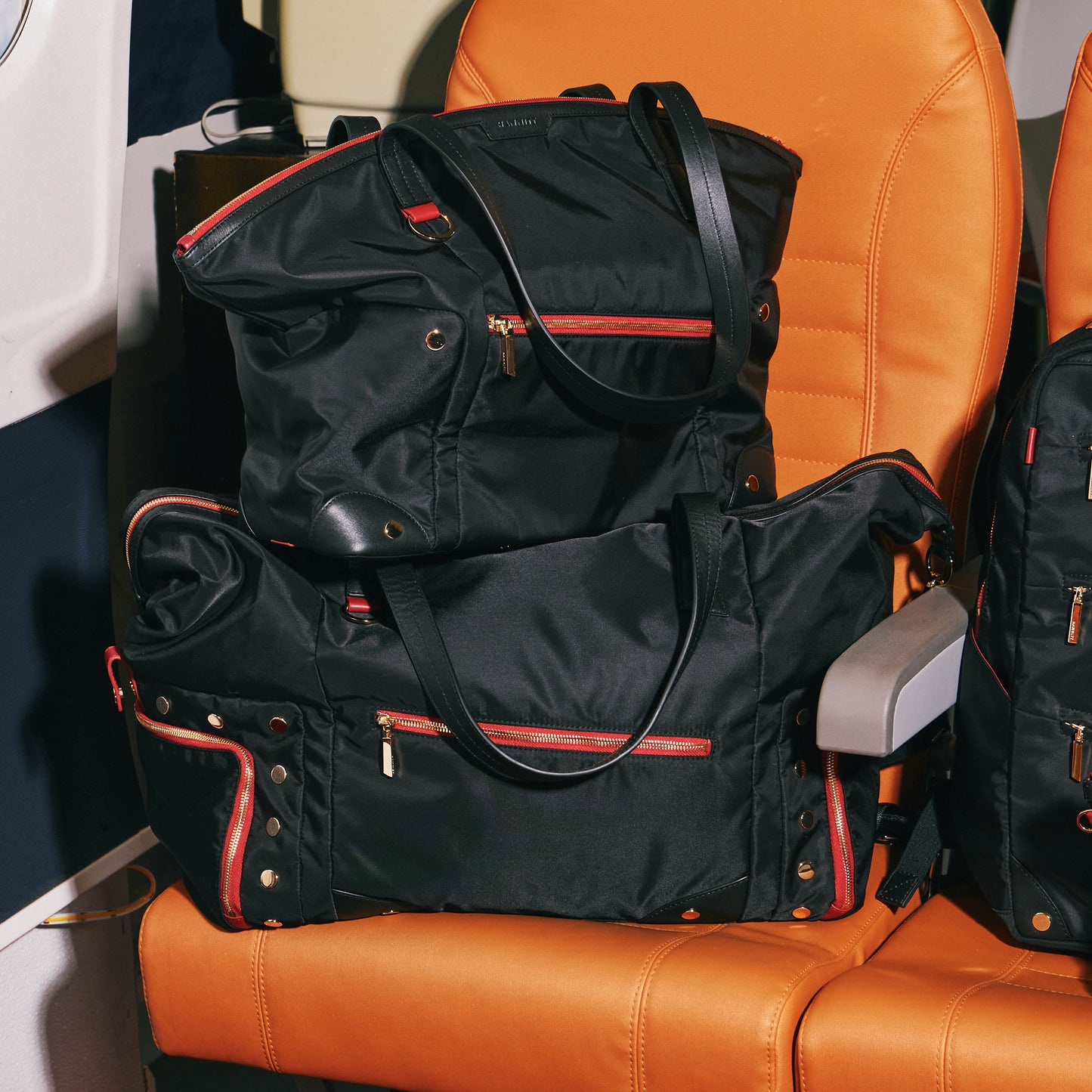 Ivy Weekender | Black Nylon/Gold Red Zip