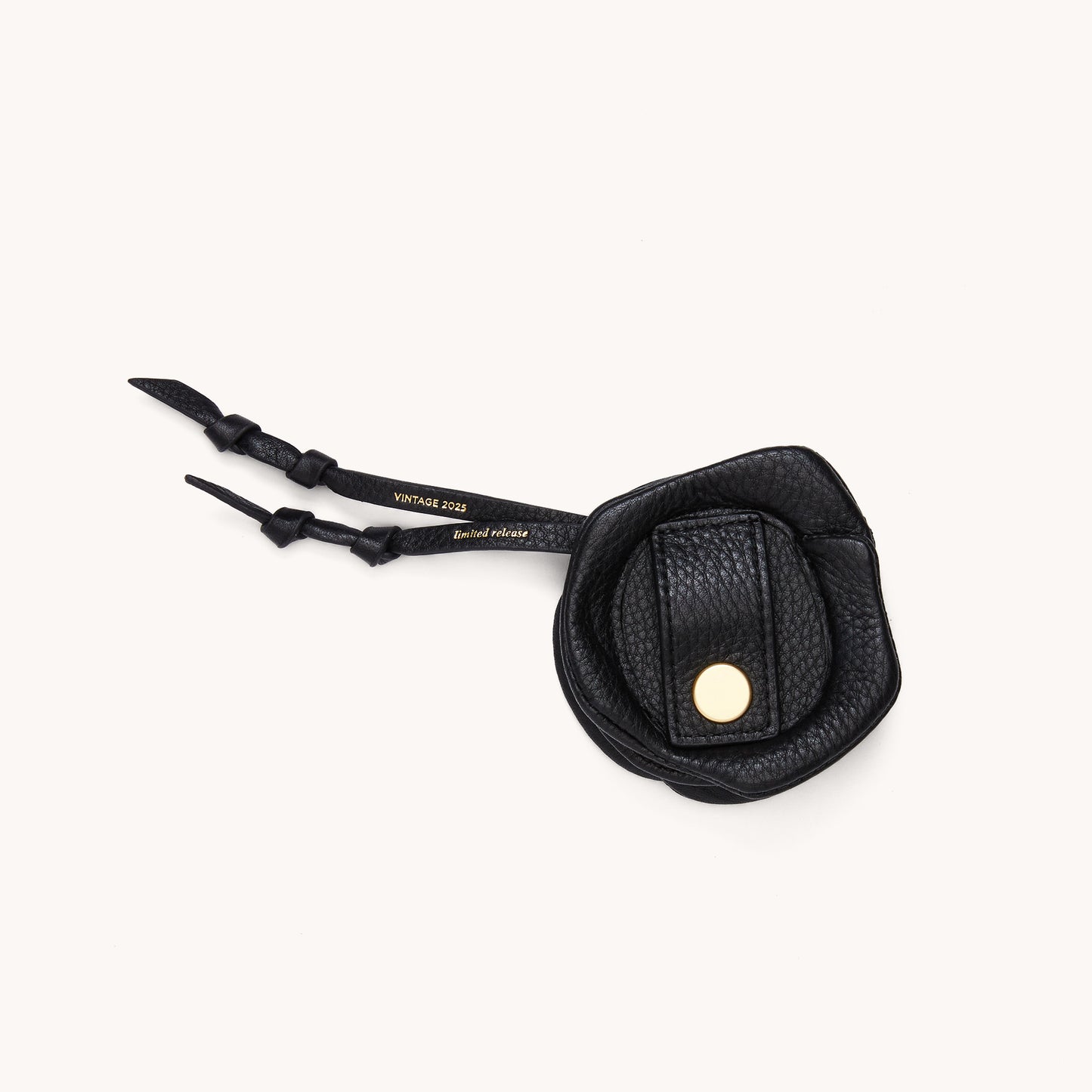 Vince Floral Charm | Black/Brushed Gold