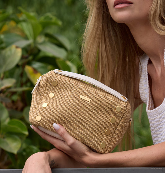 Evan-Crossbody-Sml-Calla-Lily-White-Raffia-BG-Lifestyle