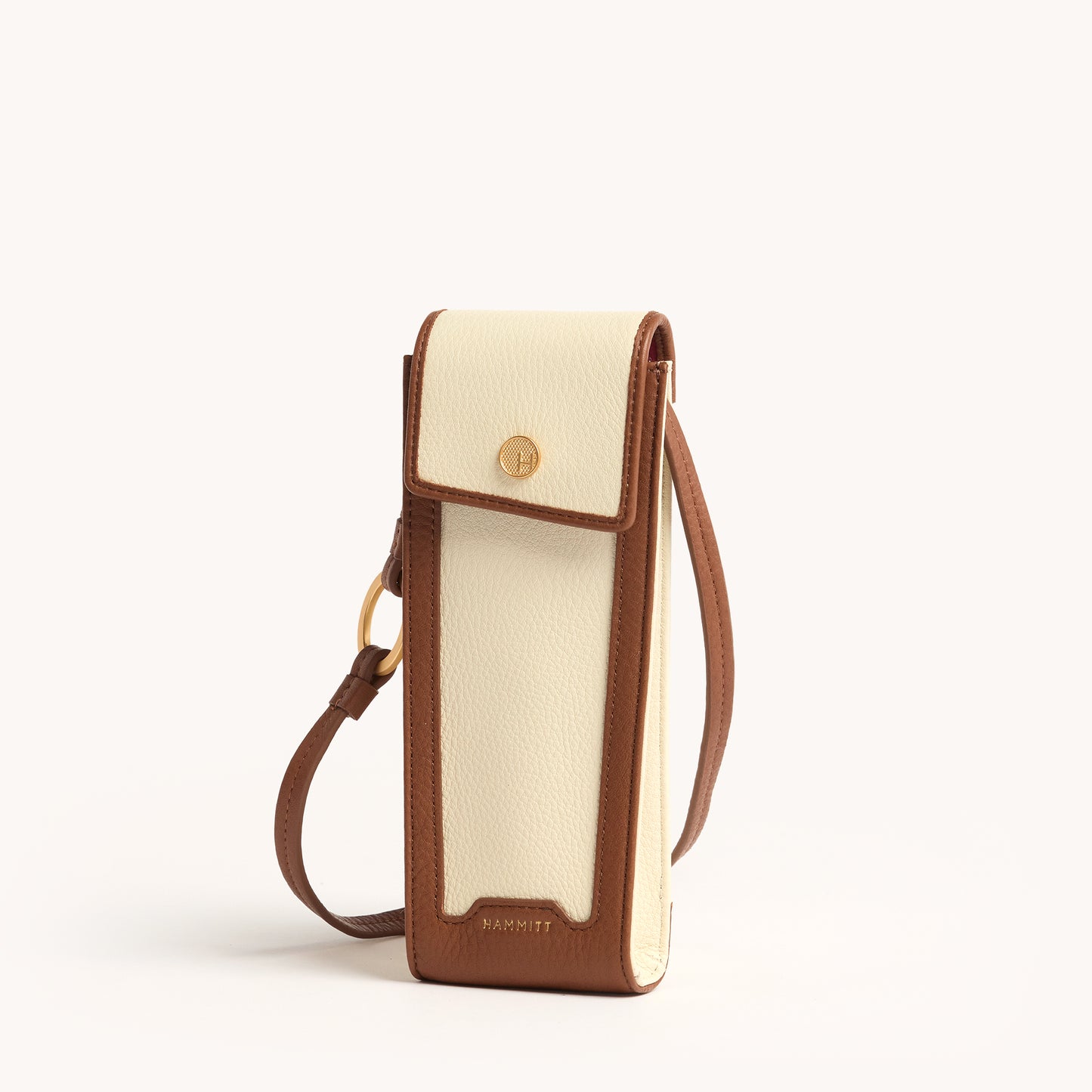 Sunny-Carrier-Courtyard-Cream-BG-Front-View-2