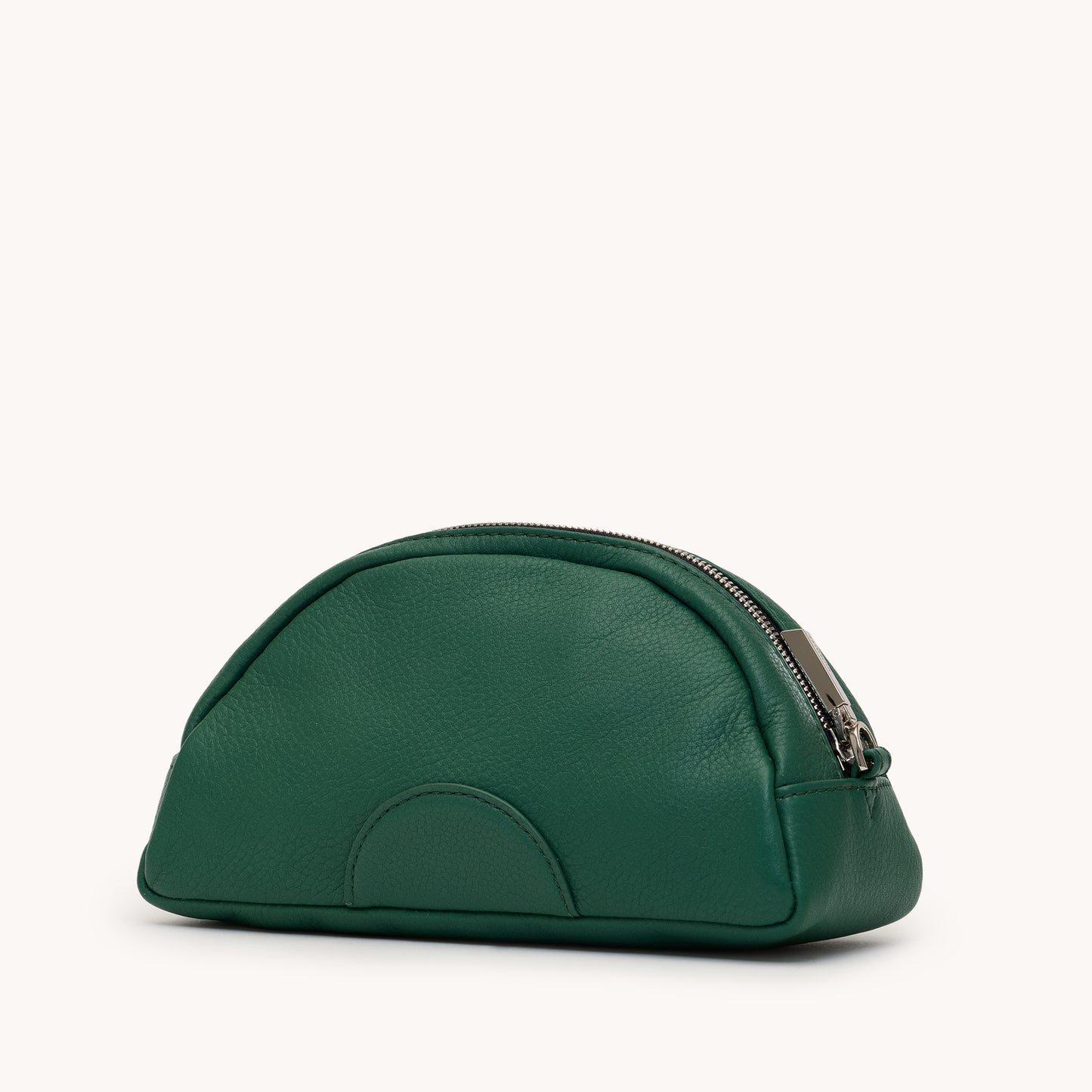 Shelley-Pouch-Clubhouse-S-Back-View-Detail