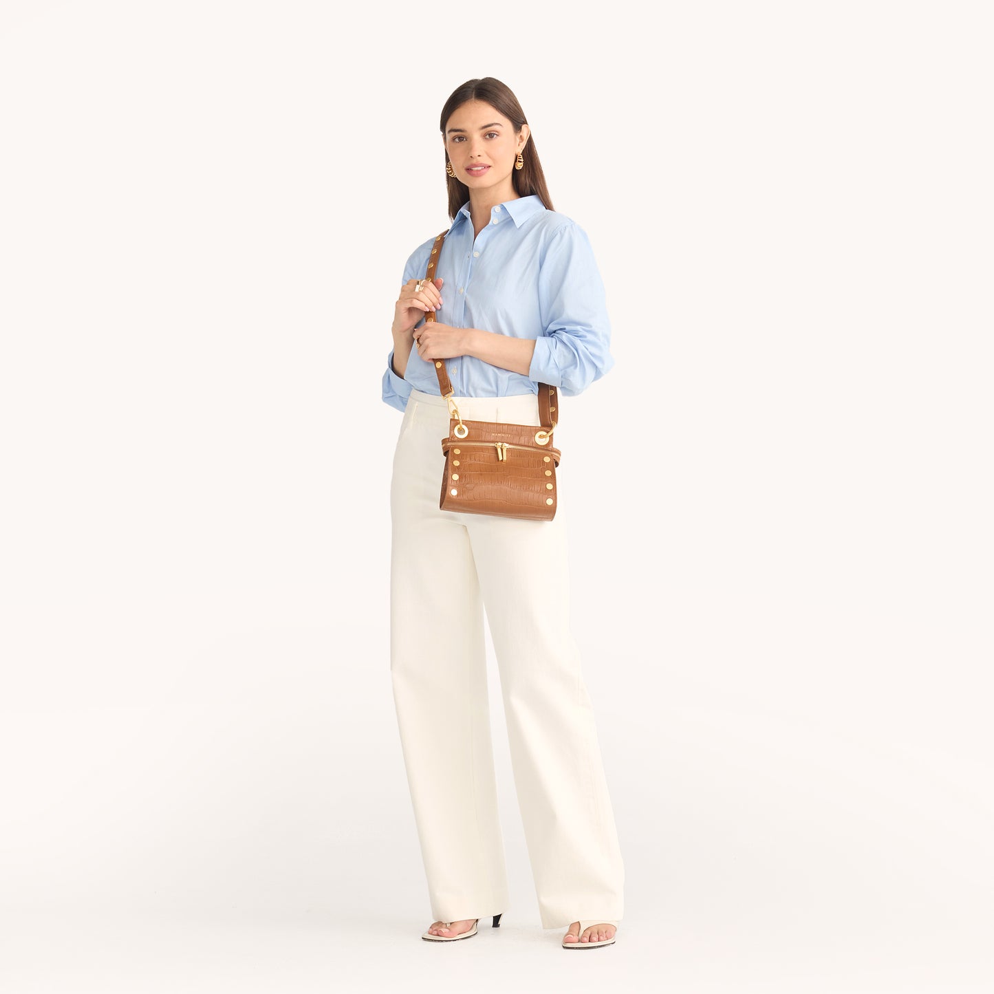 Model height is 5'8.5''