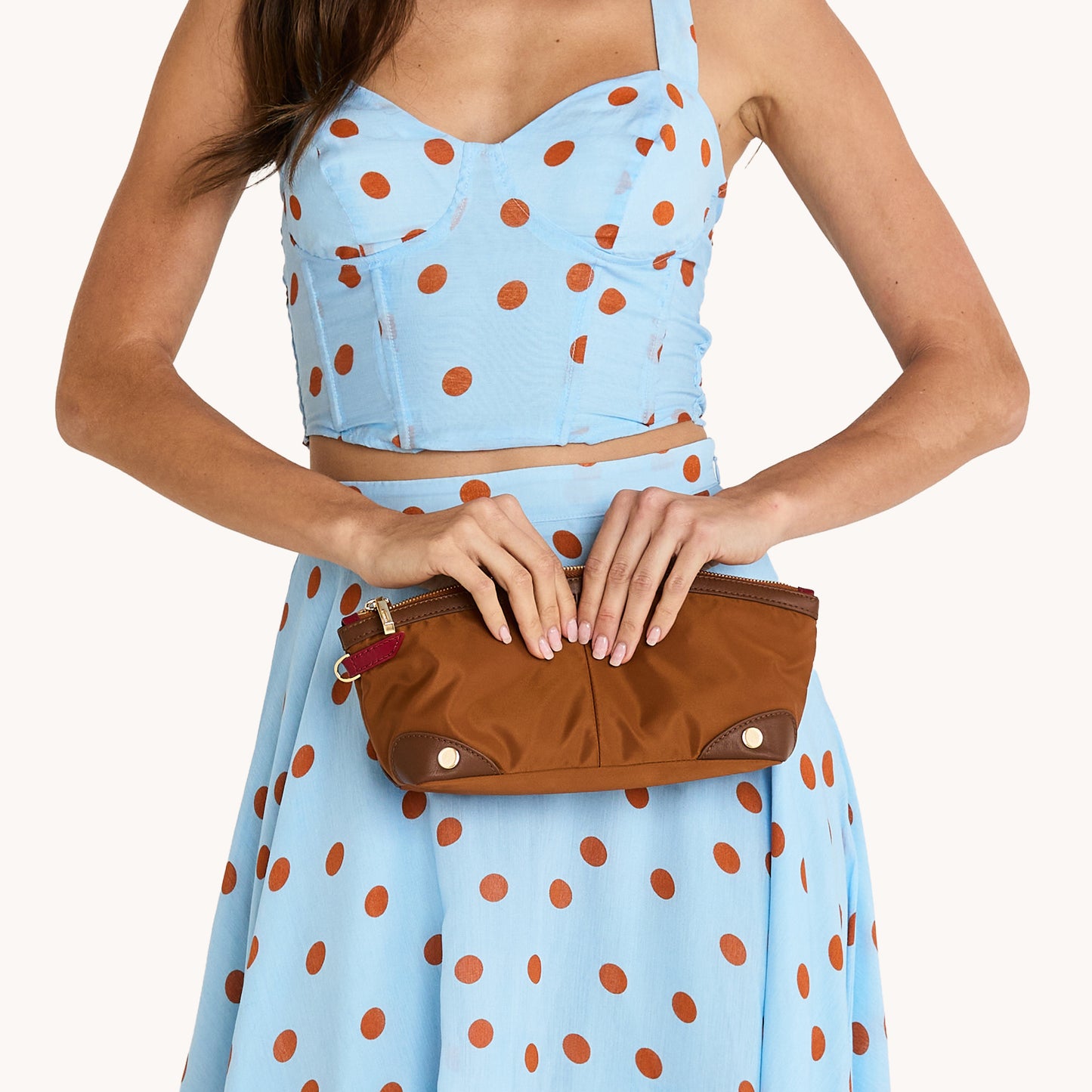 Nicky-Travel-Pouch-Short-Amber-Nylon-G-Model-View