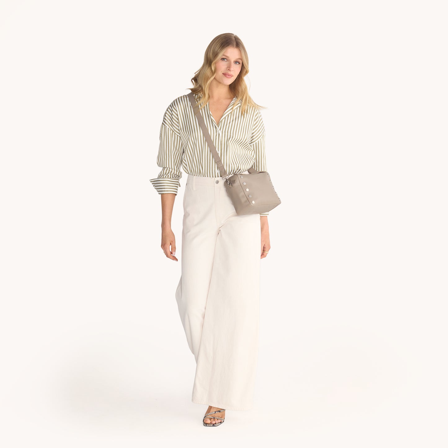 Model height is 5'8.5''