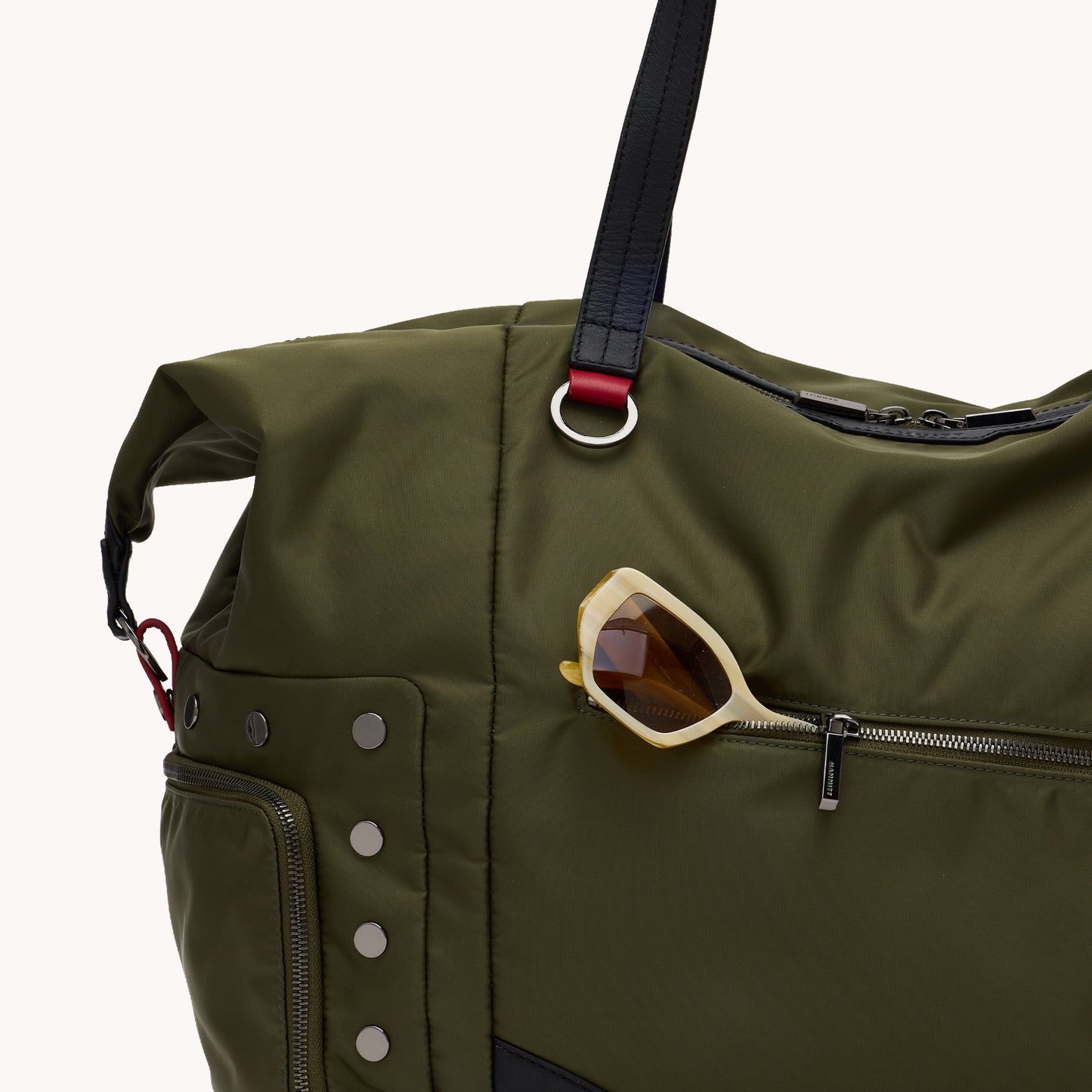 Ivy-Weekender-Jade-Nylon-GM-Front-View-Detail