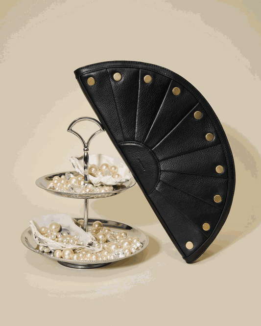 Shelley-Clutch-Black-BG-Model-View-7