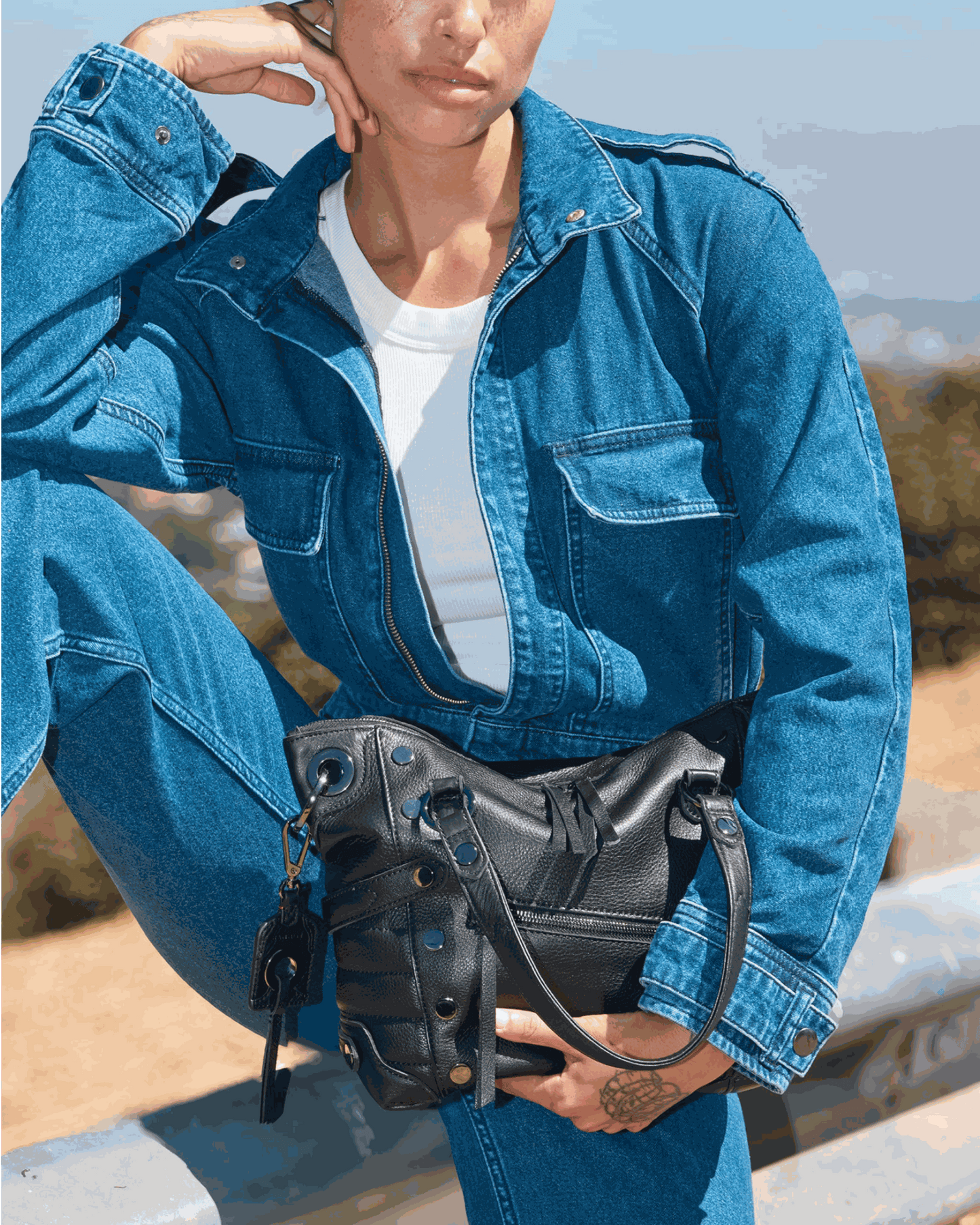 Daniel-Med-Moto-Black-GM-Model-View-2