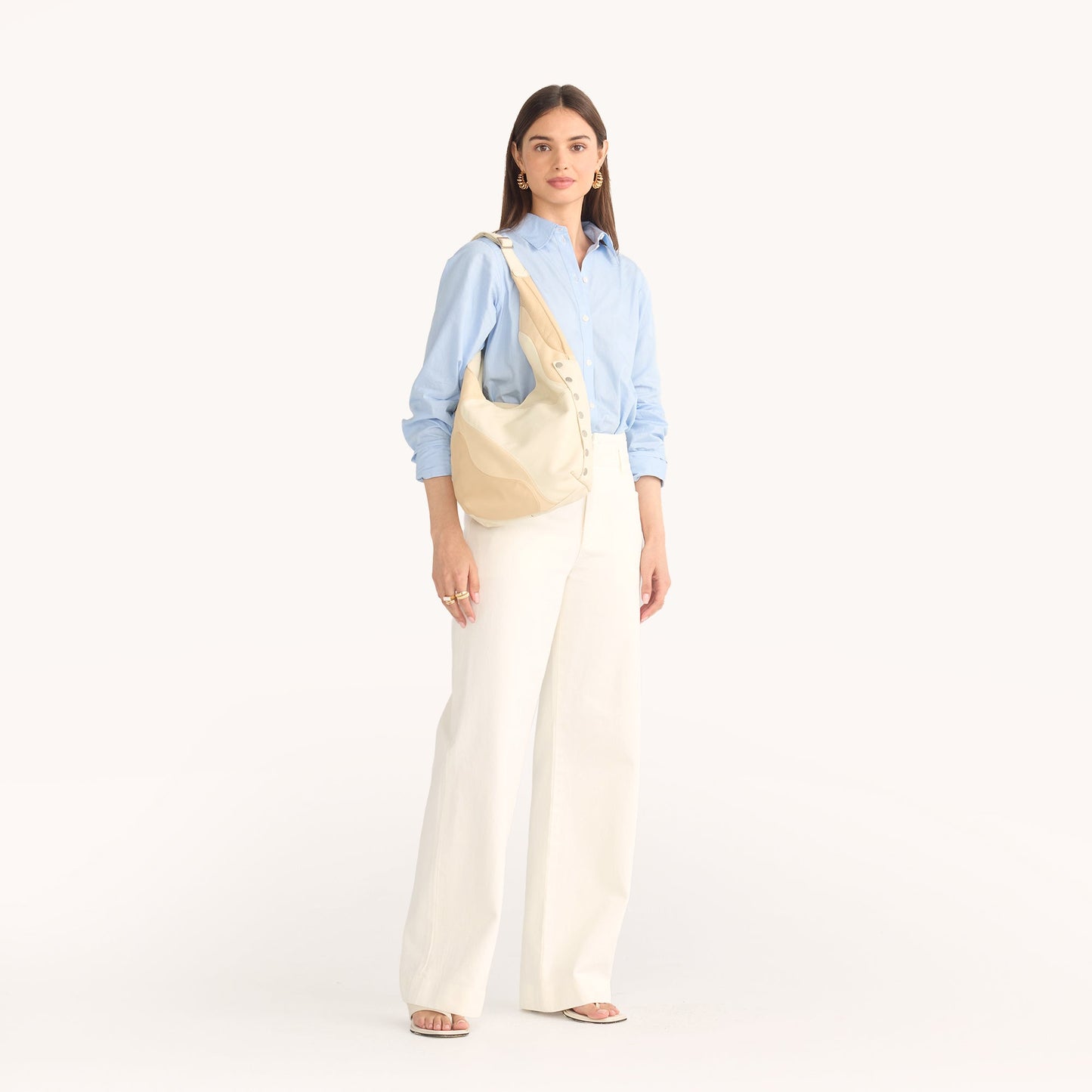 Model height is 5'8.5''