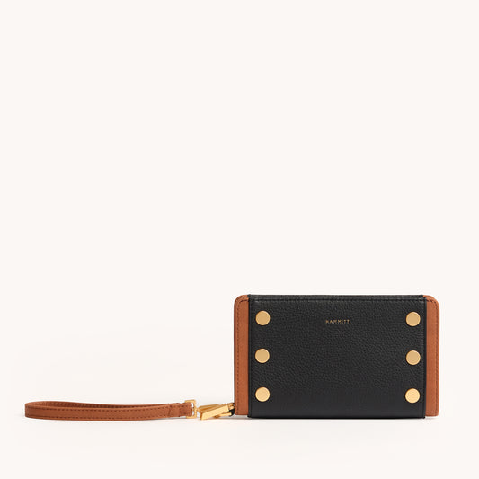 Bryant-Wallet-North-End-BG-Front-View
