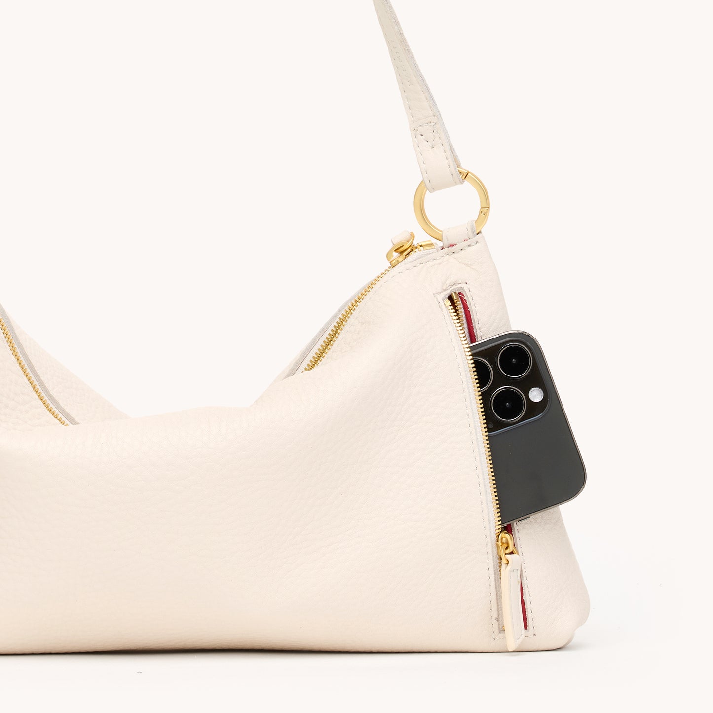 Kyle-Med-Calla-Lily-White-BG-Back-View