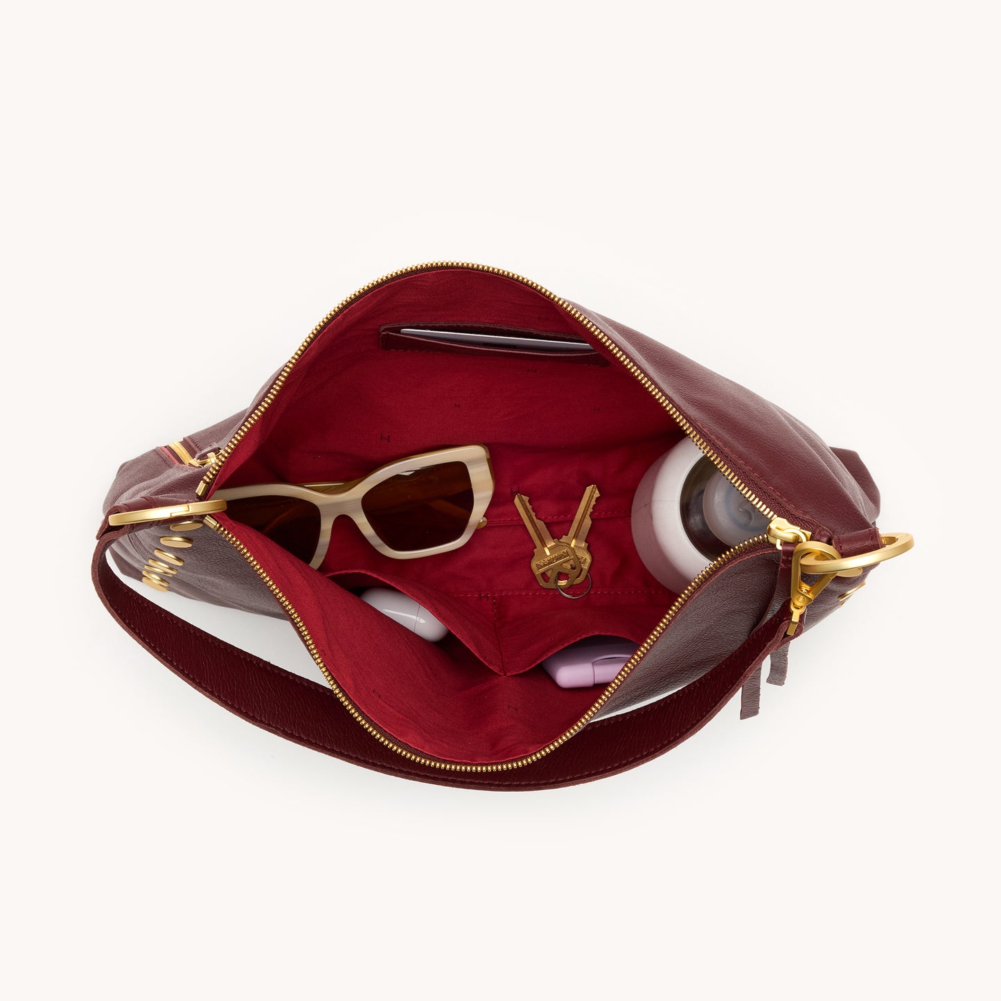 Kyle-Lrg-Cherrywood-Pebble-BG-Inside-View