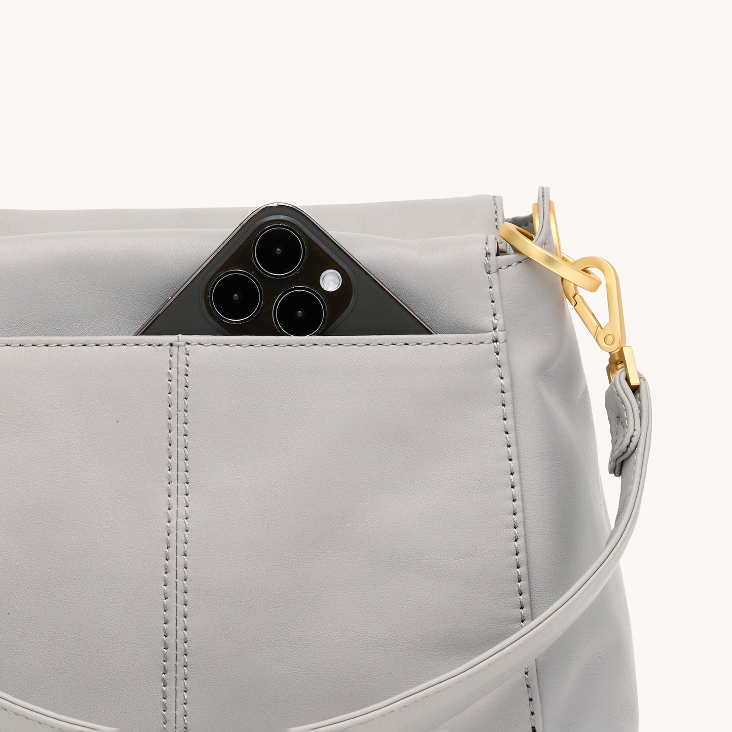 Bryant-Med-Stormy-BG-Back-View