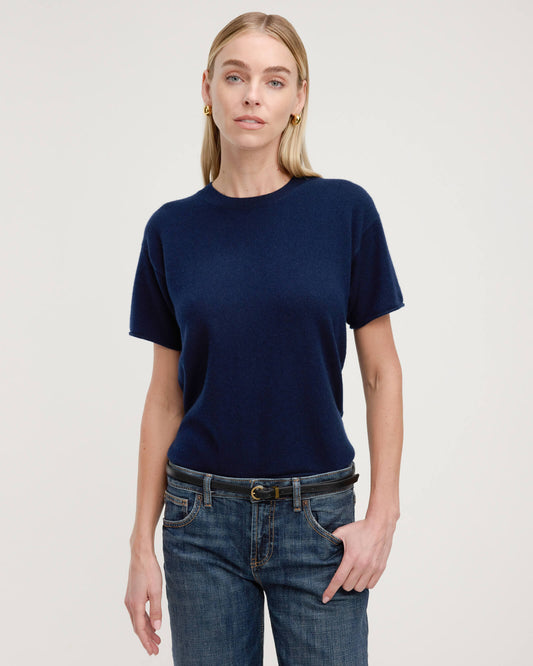 Twiggy-Belt-Black-Press-AG-XS-Model-View
