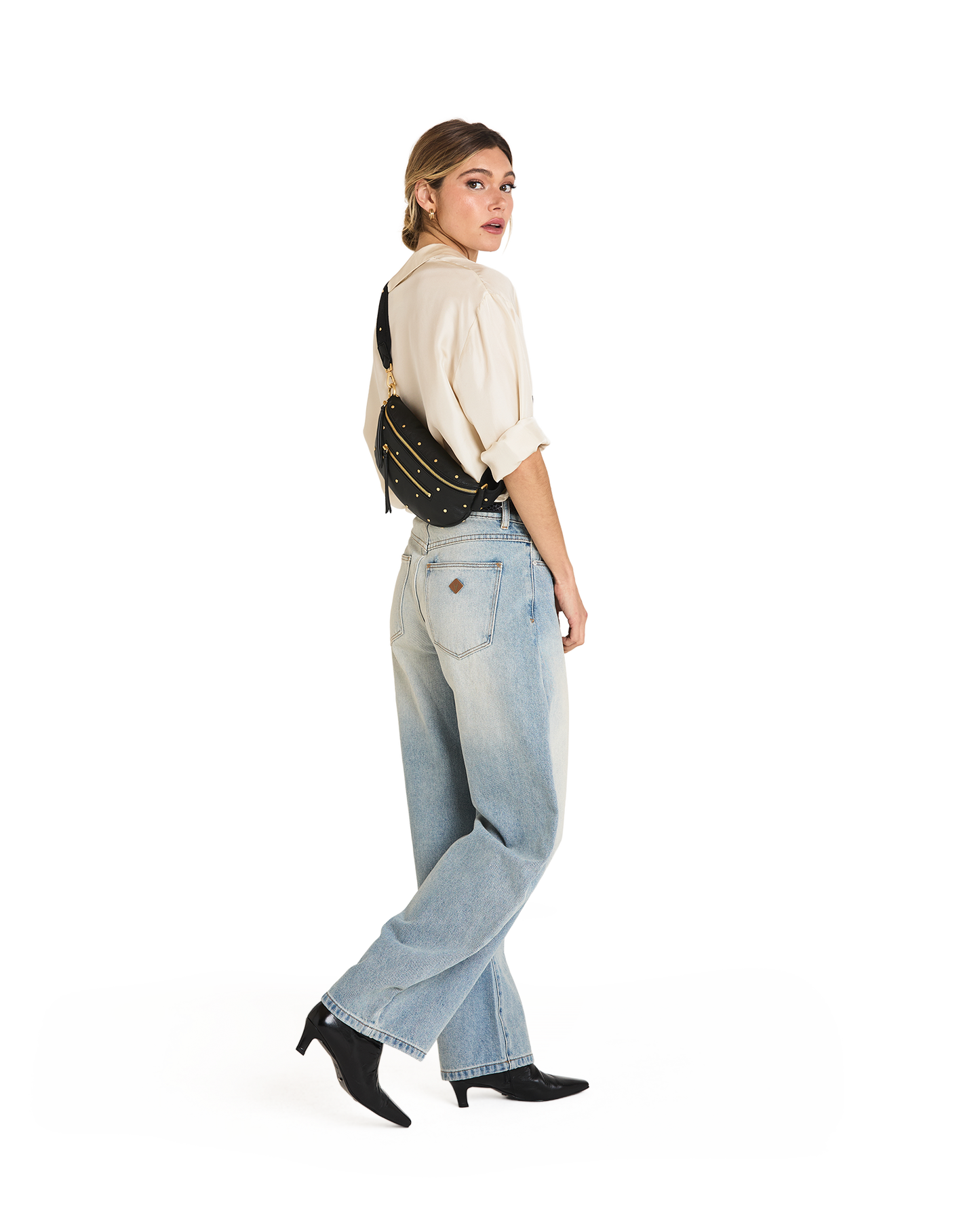 Charles-Crossbody-Med-Starlight-BG-Model-View-2