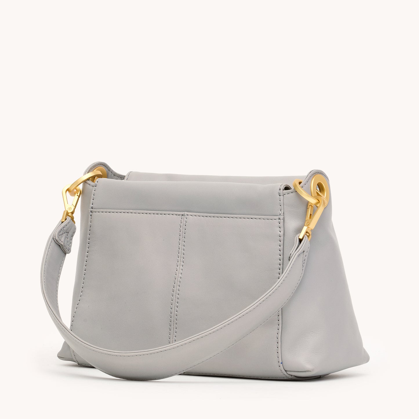 Bryant-Med-Stormy-BG-Detail-View-1