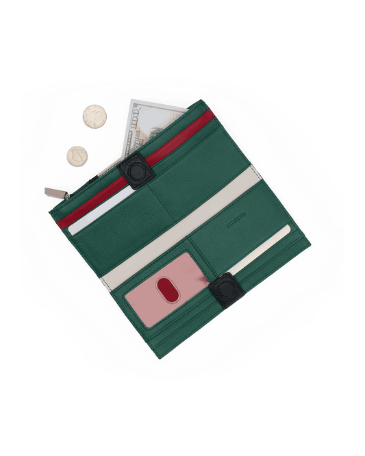 110-North-Clubhouse-Stripe-S-Inside-View