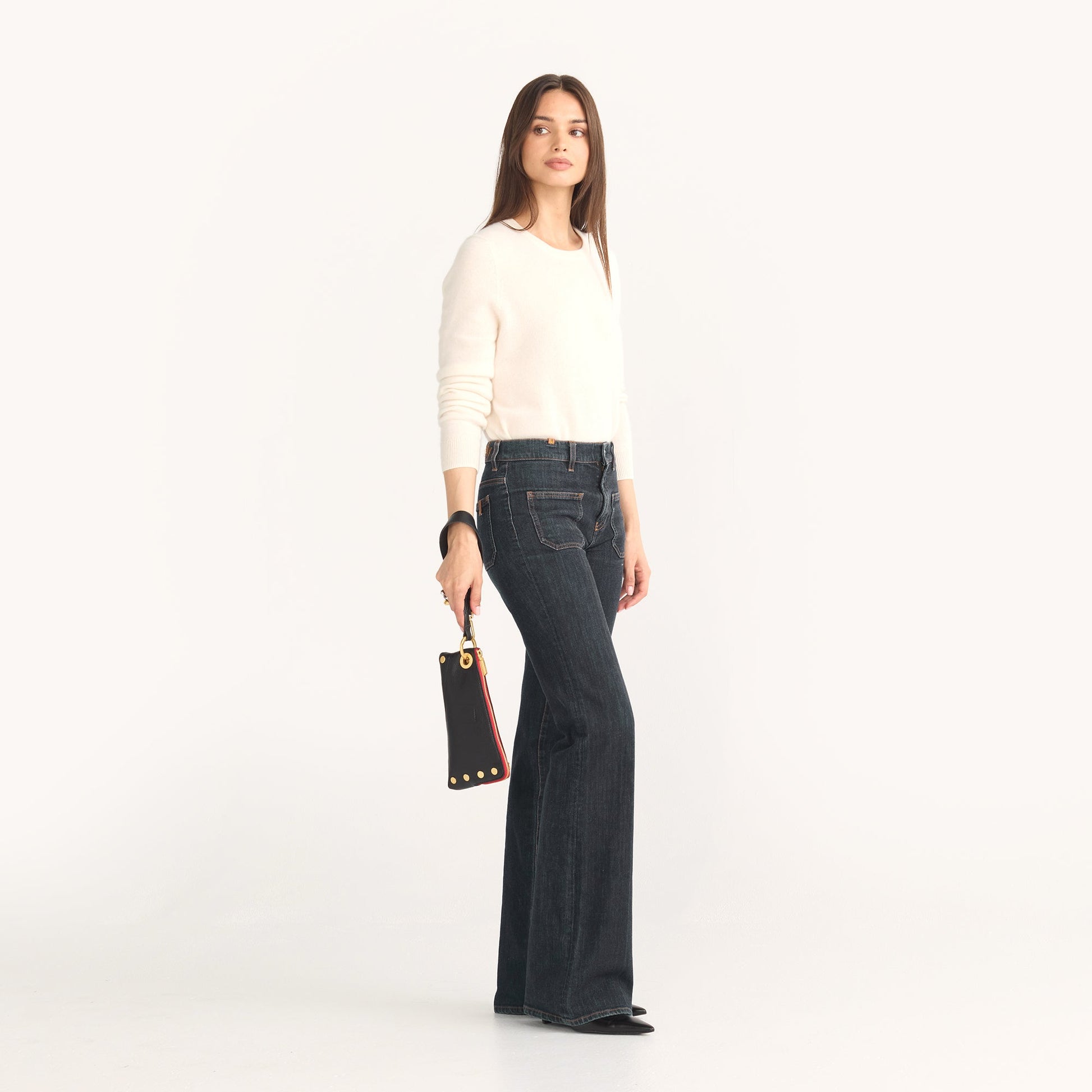 Model height is 5'8.5''