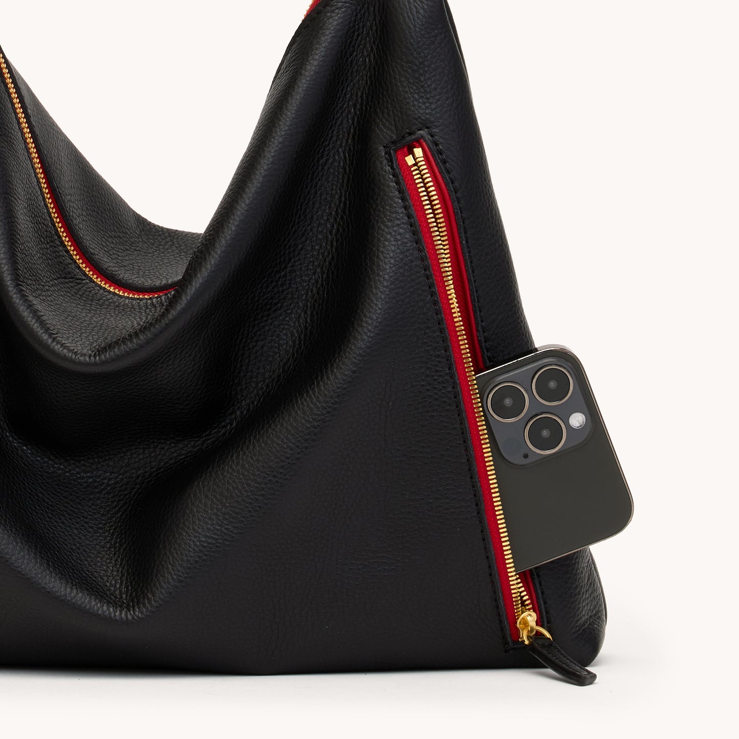 Kyle-Lrg-Black-BG-Red-Zip-Back-View
