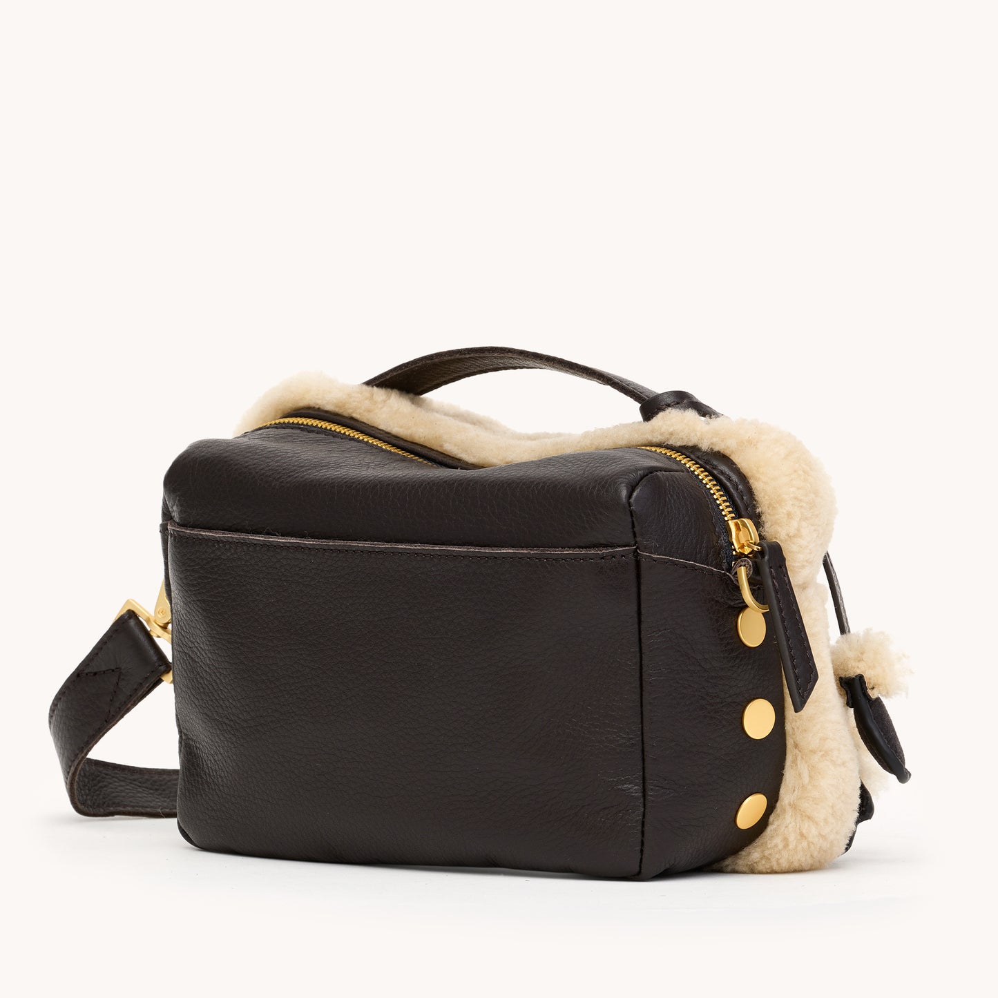 Evan-Crossbody-Sml-Sundance-Shearl-BG-Detail-View