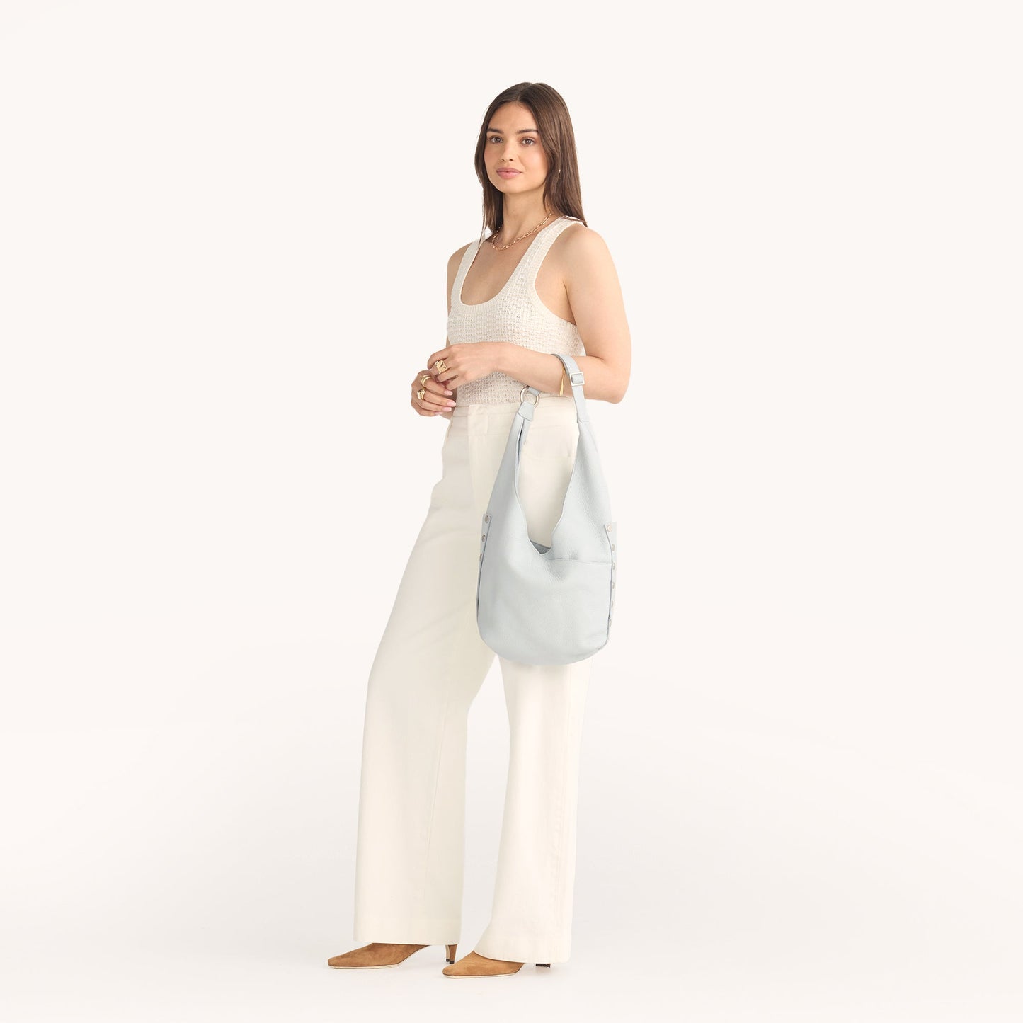 Model height is 5'8.5''