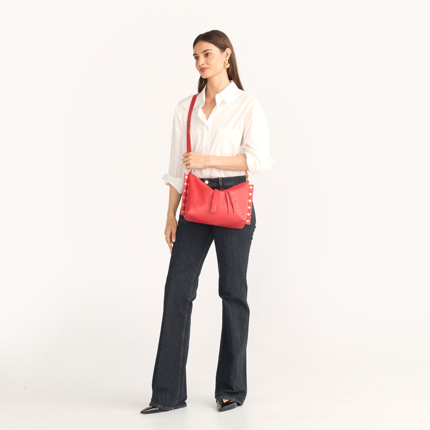 Model height is 5'8.5''