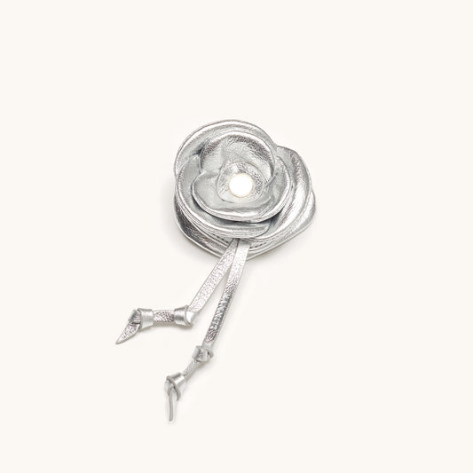 Vince-Floral-Charm-Sidewalk-Silver-BS-Front-View